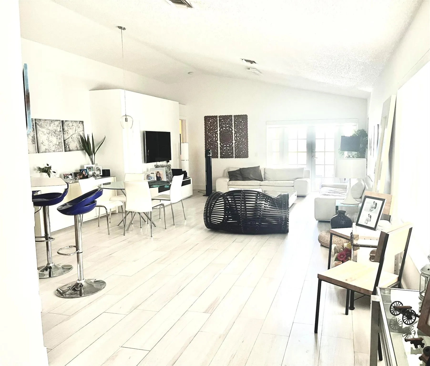 1377 Majesty Terrace