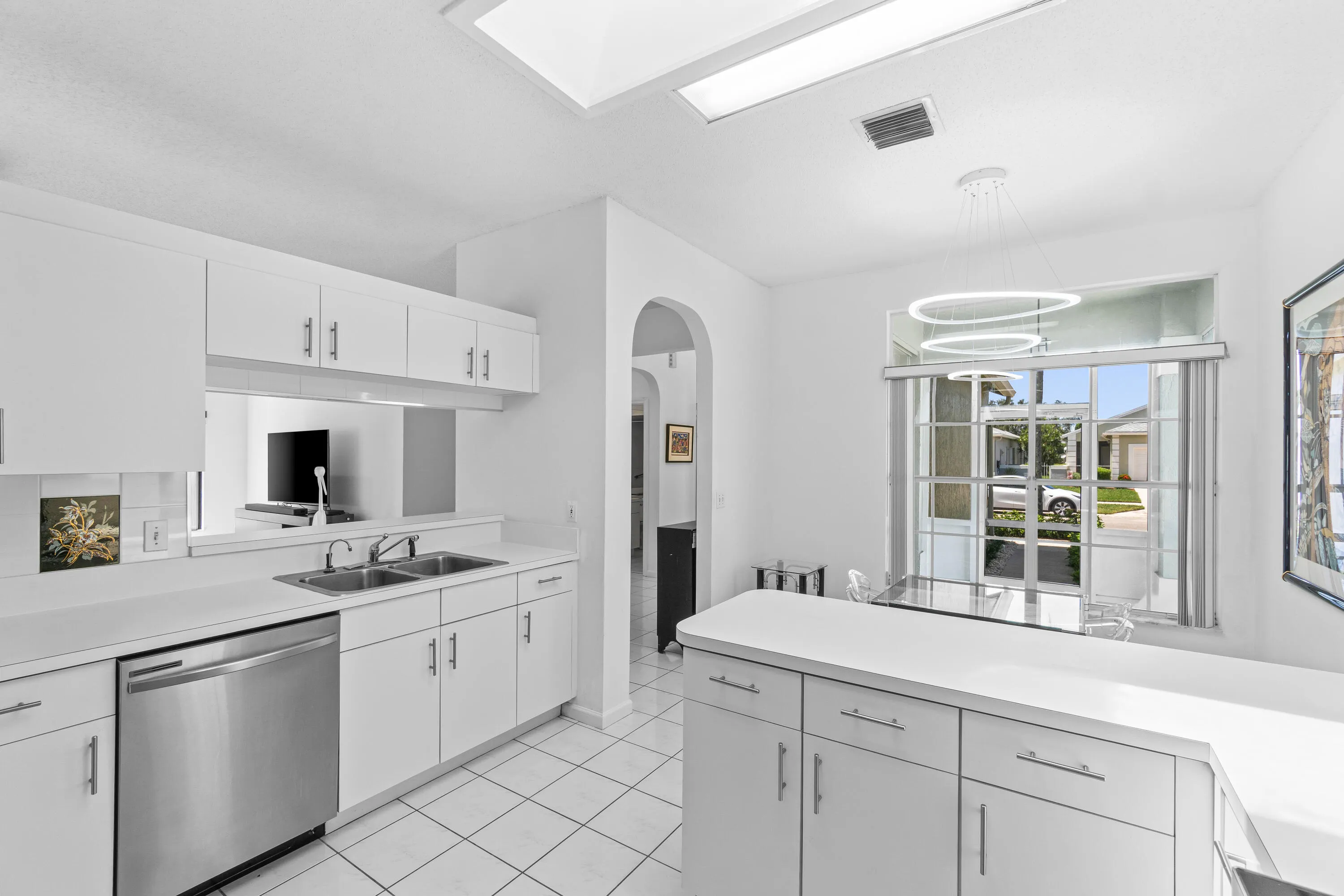7608 Mansfield Hollow Road