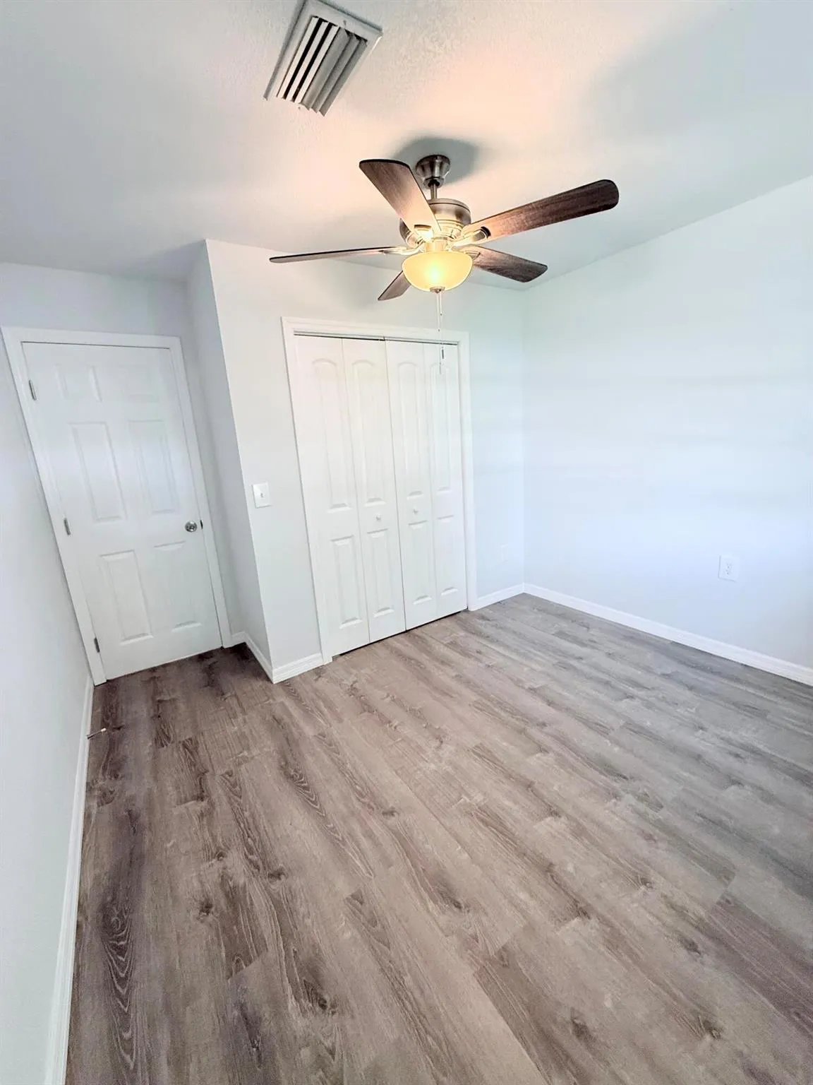 1025 Ash Circle
