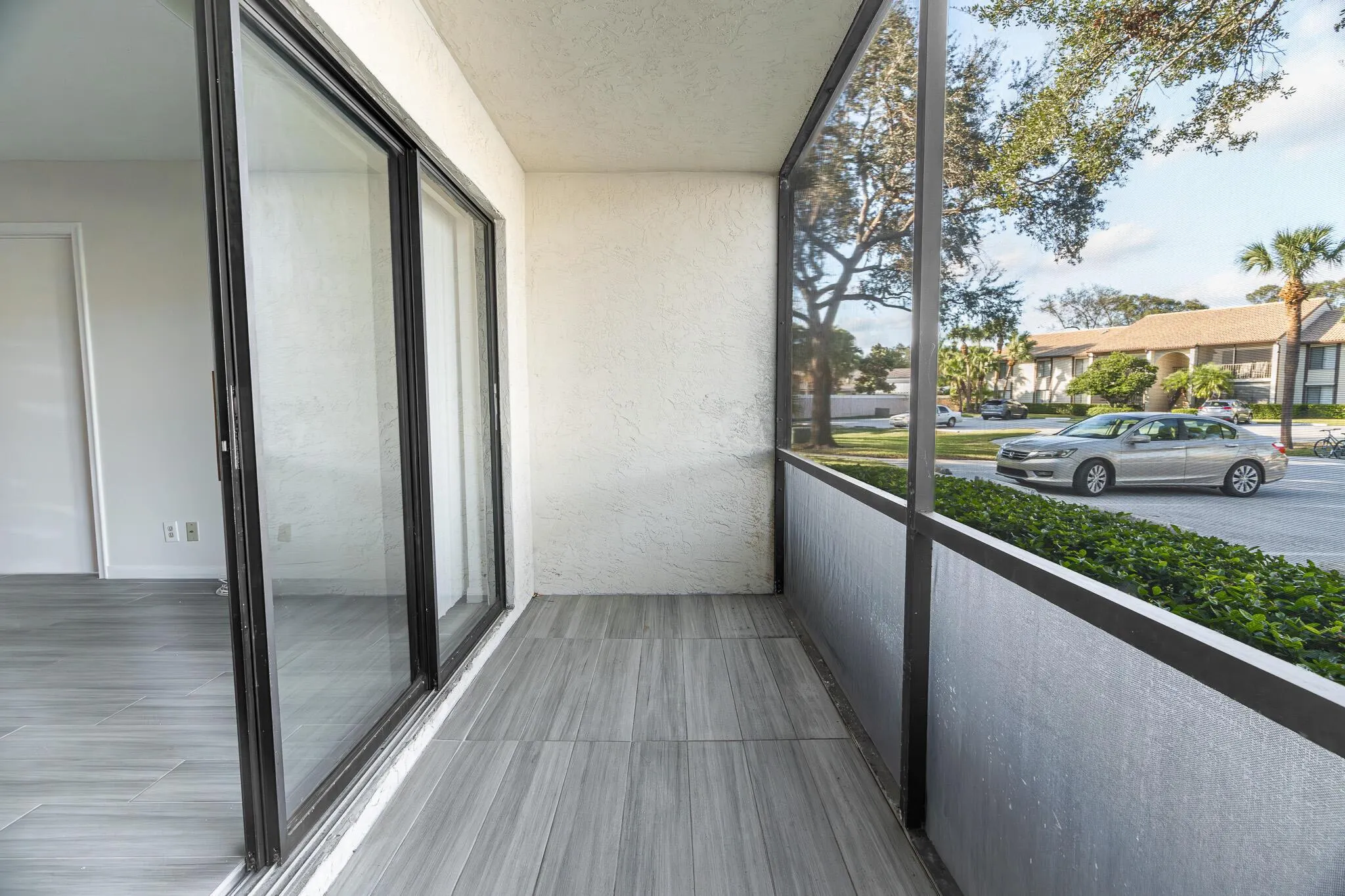 2025 SW Silver Pine Way, #120-D1