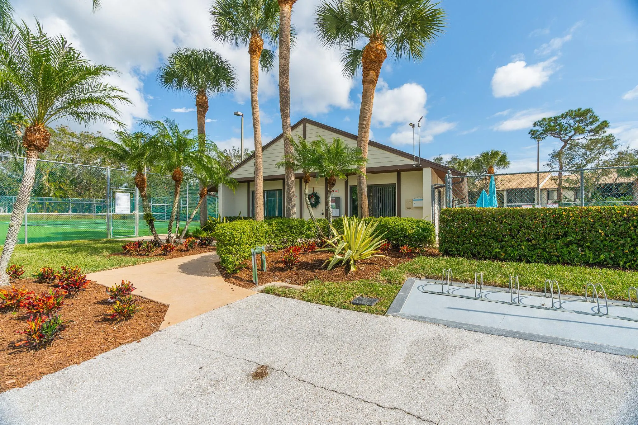 2025 SW Silver Pine Way, #120-D1