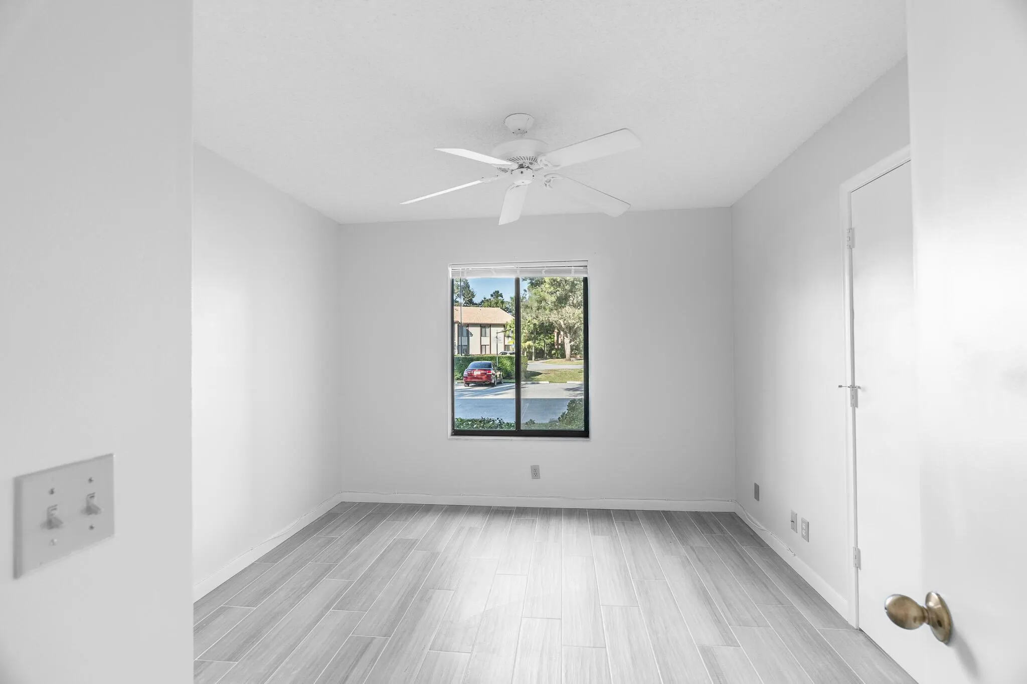 2025 SW Silver Pine Way, #120-D1
