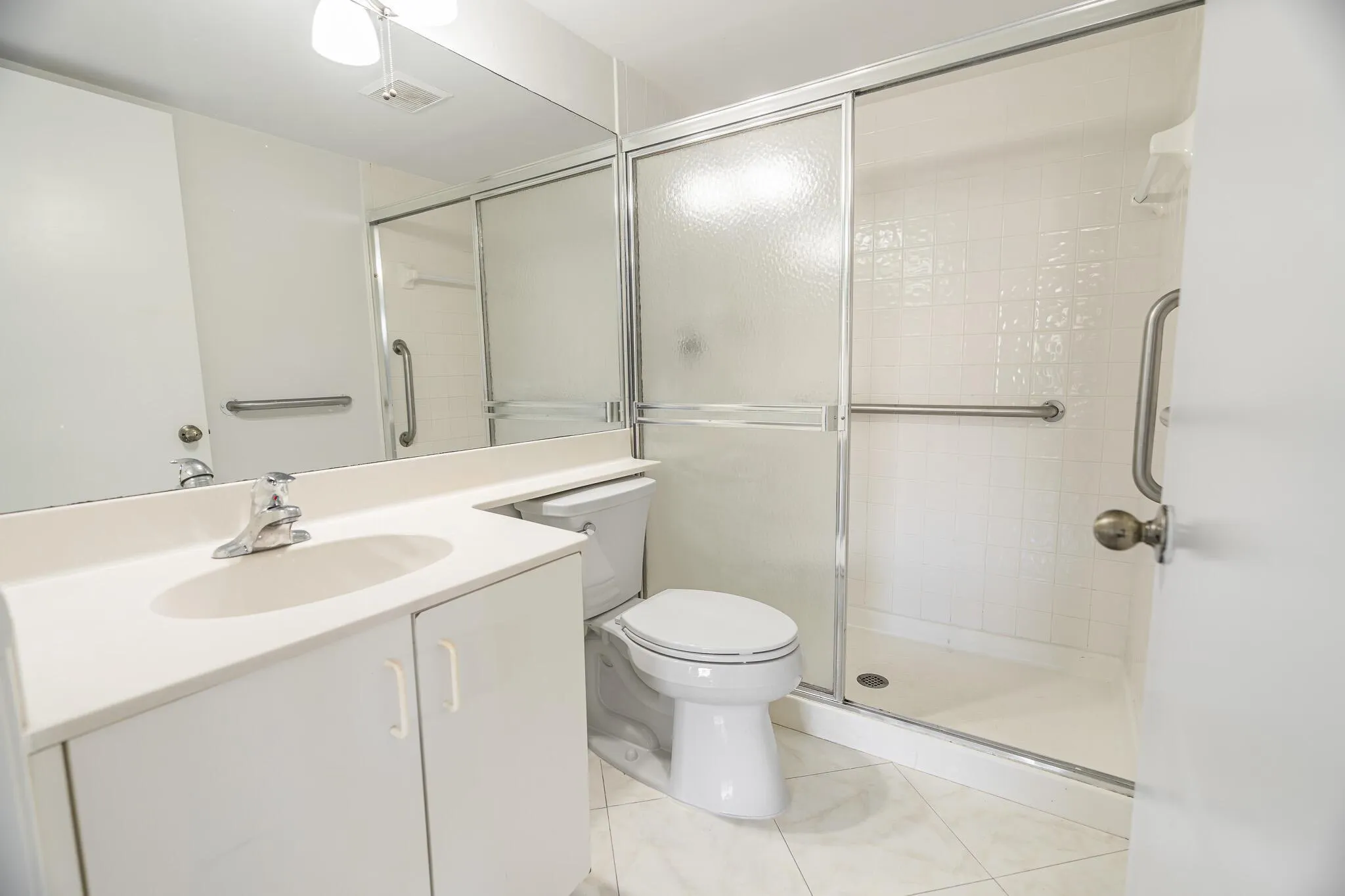 2025 SW Silver Pine Way, #120-D1