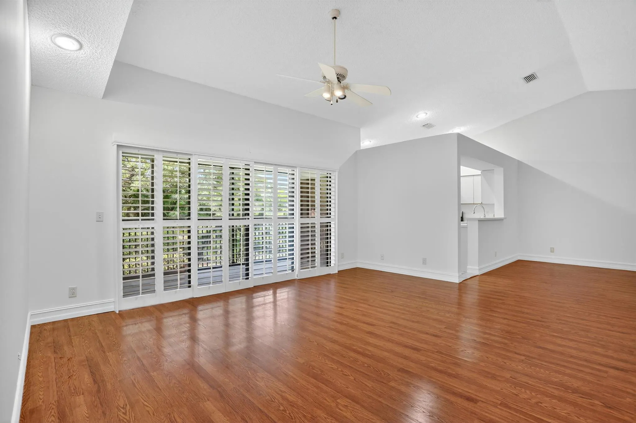 7525 NW 61st Terrace, #1603