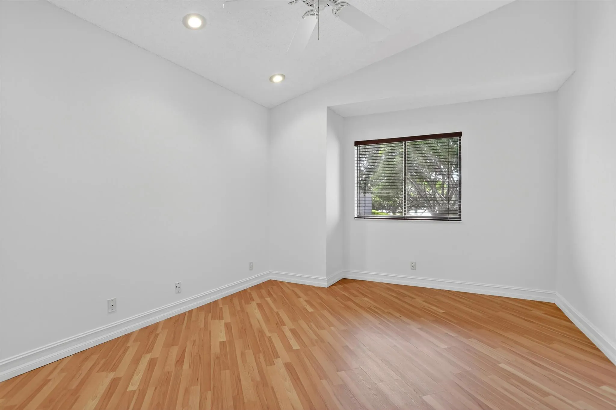 7525 NW 61st Terrace, #1603