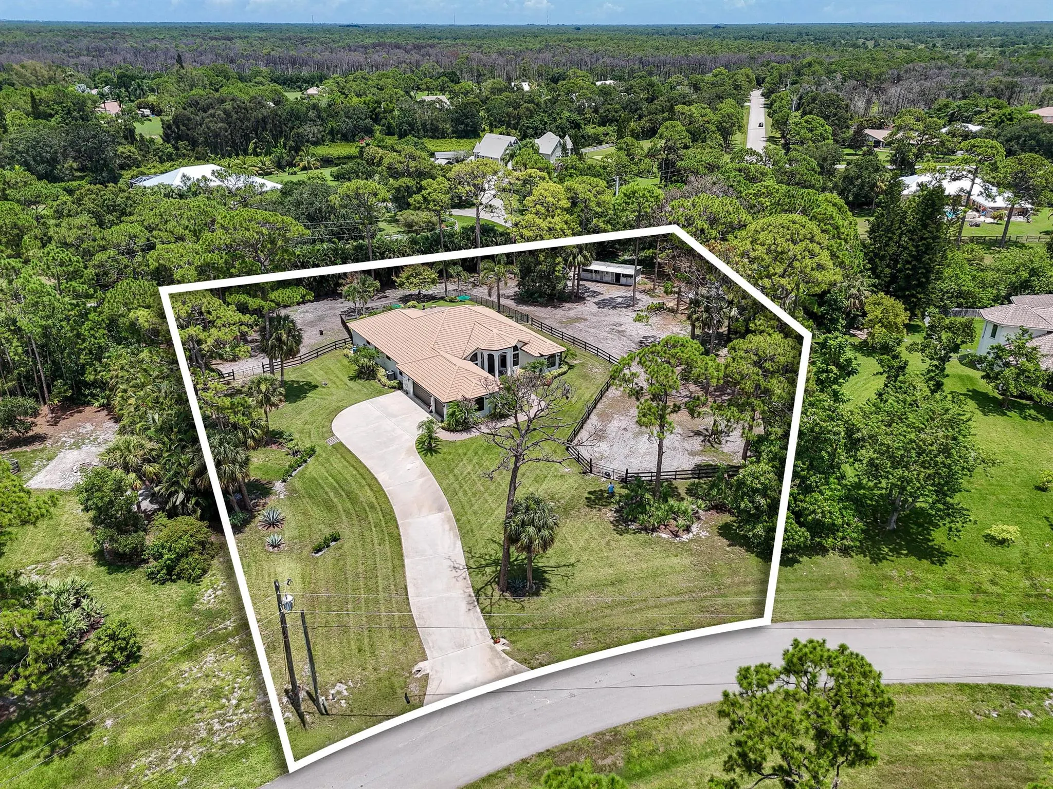 3251 SW Holly Lane