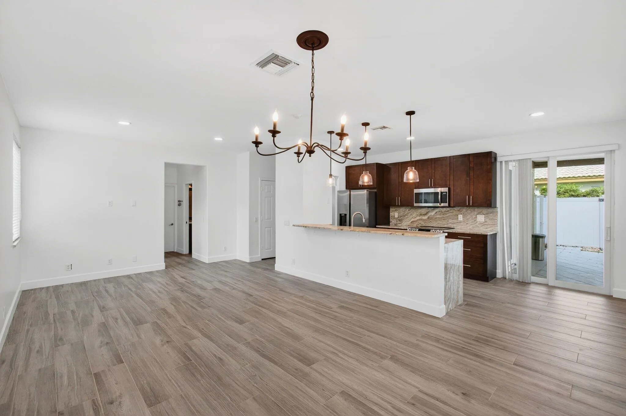 4551 NW 7th Street