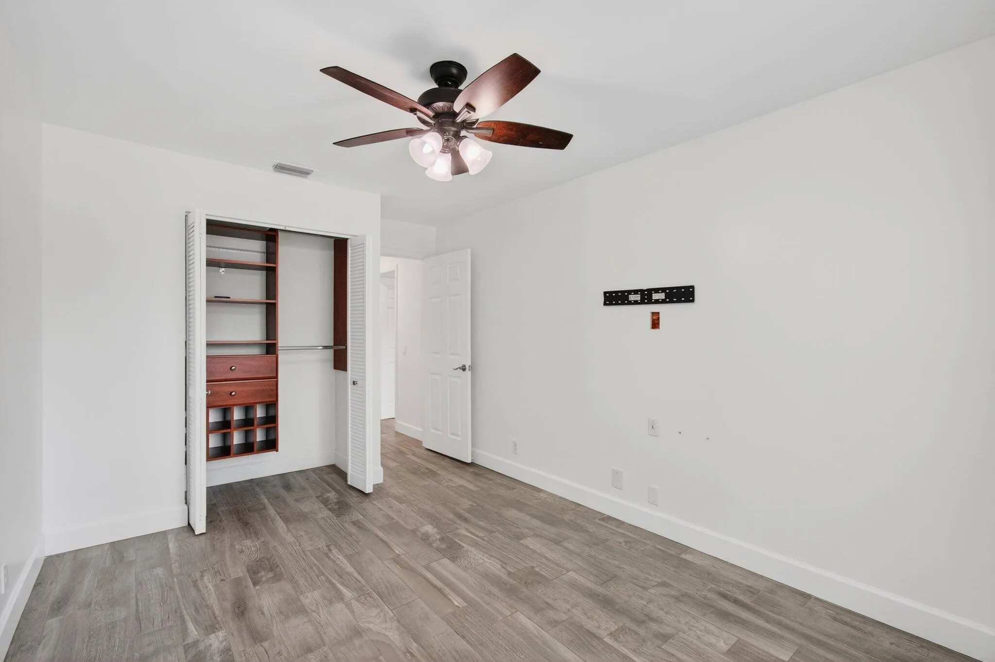 4551 NW 7th Street
