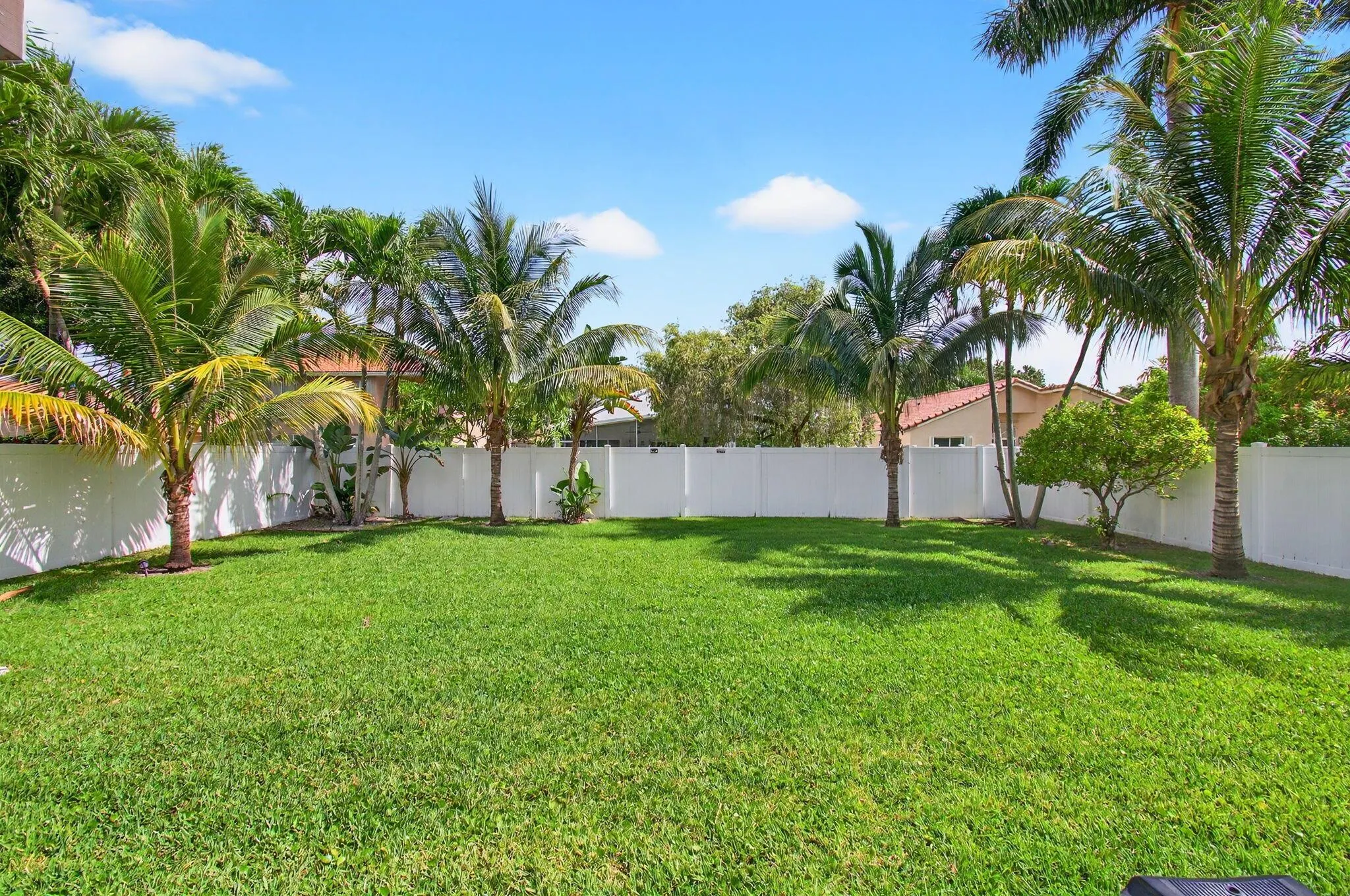 4551 NW 7th Street
