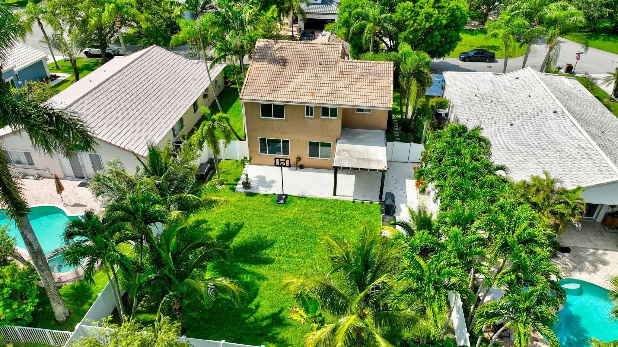 4551 NW 7th Street