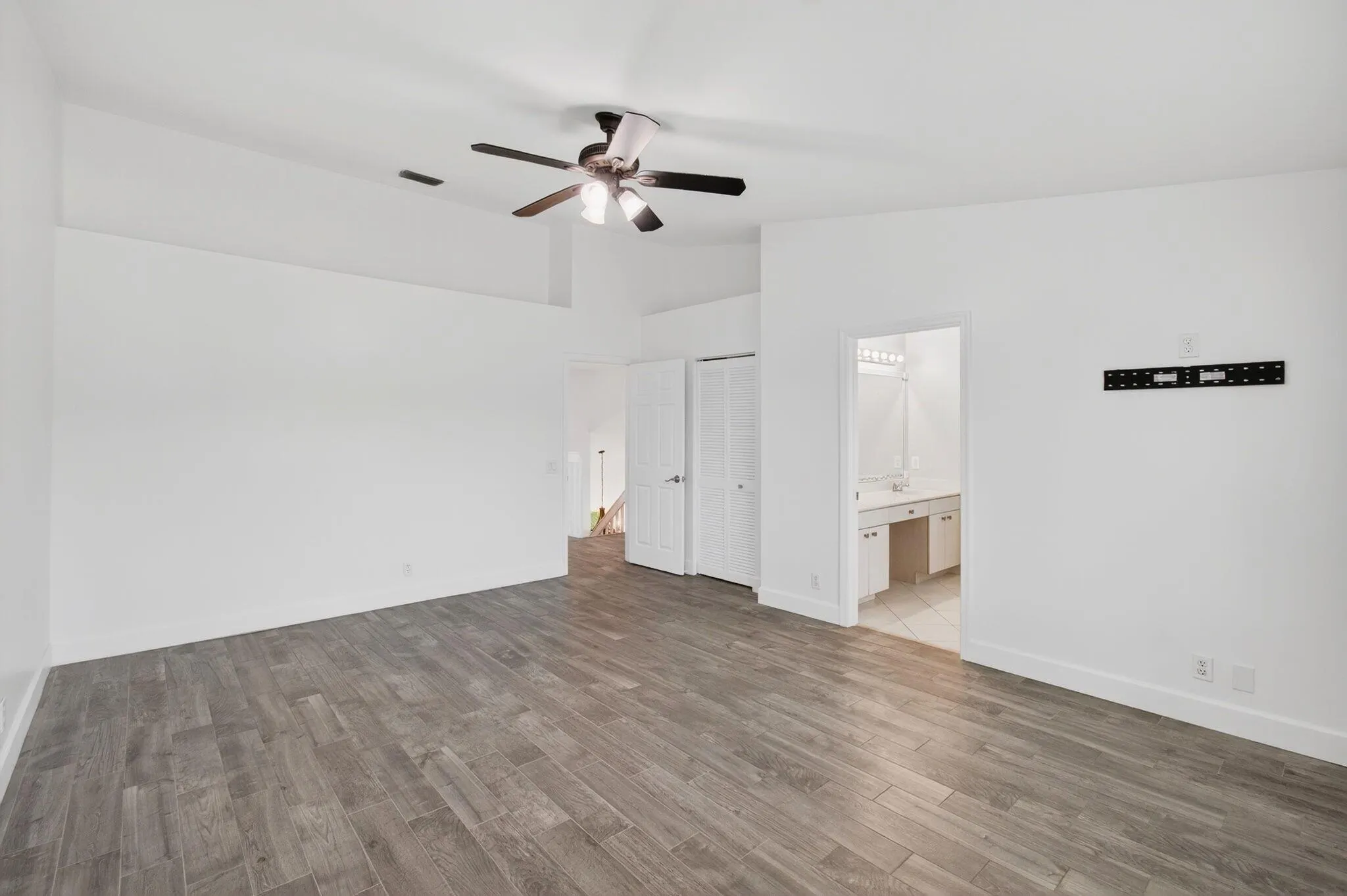4551 NW 7th Street