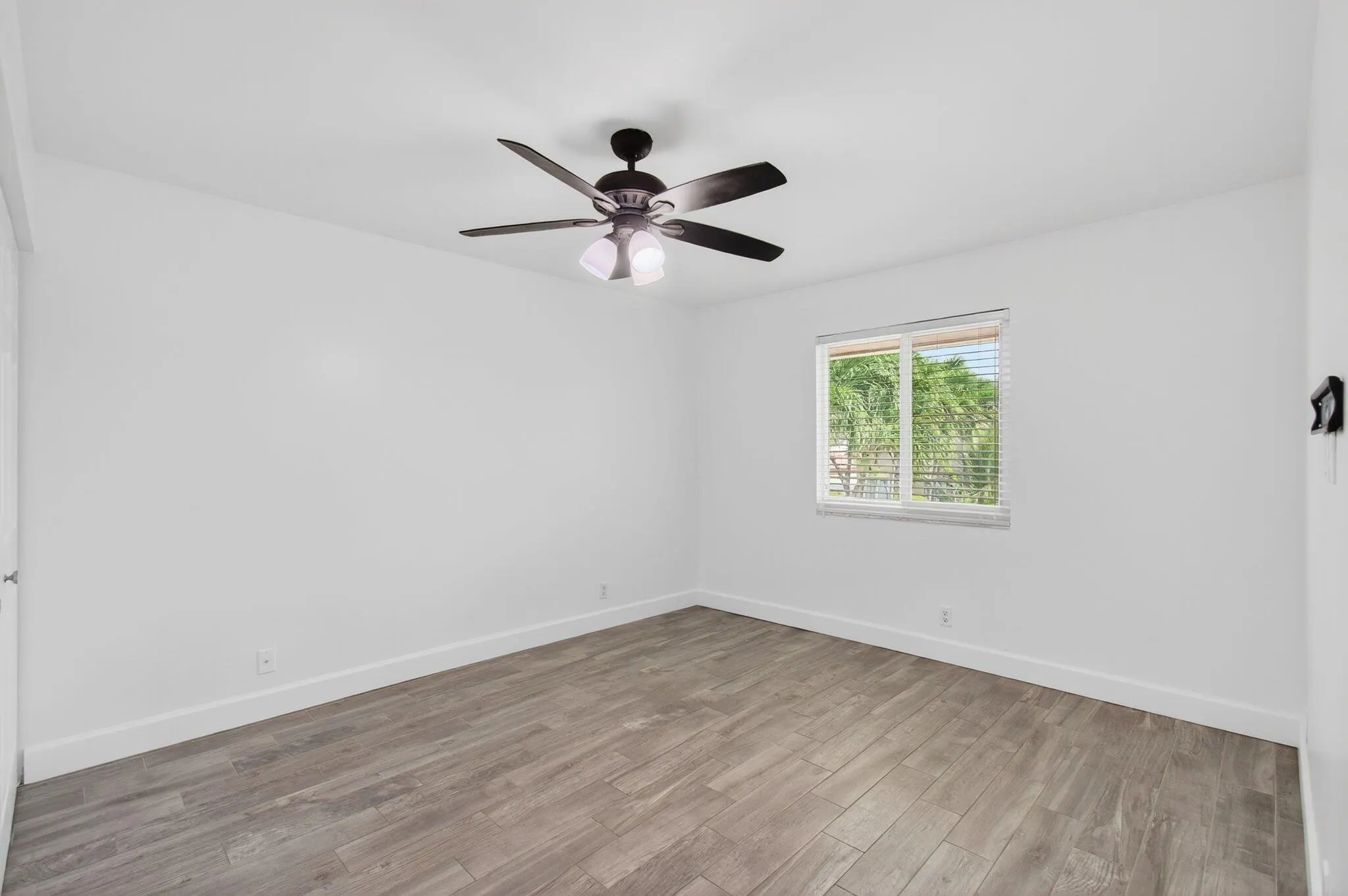 4551 NW 7th Street