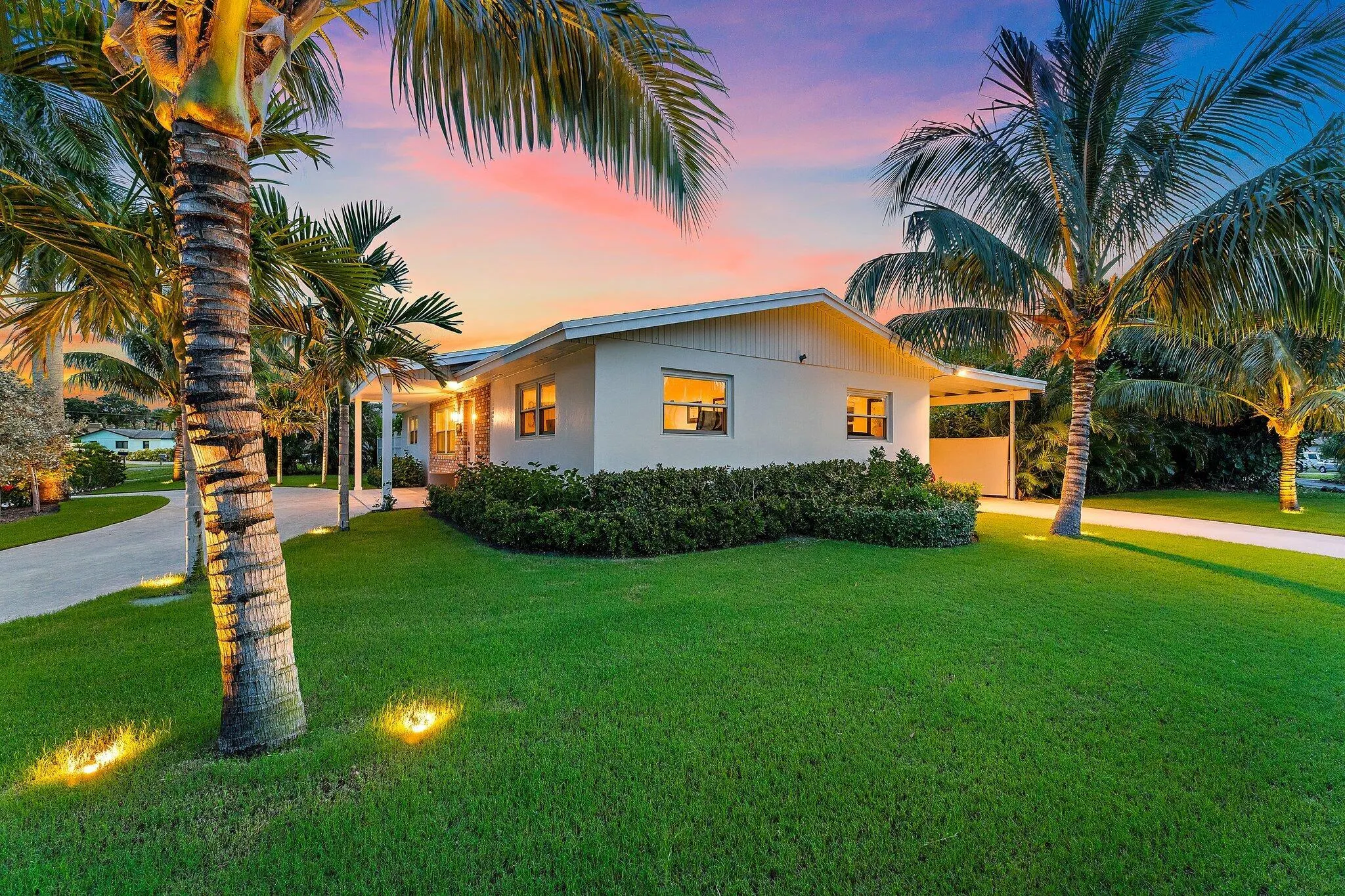 2449 Palm Road