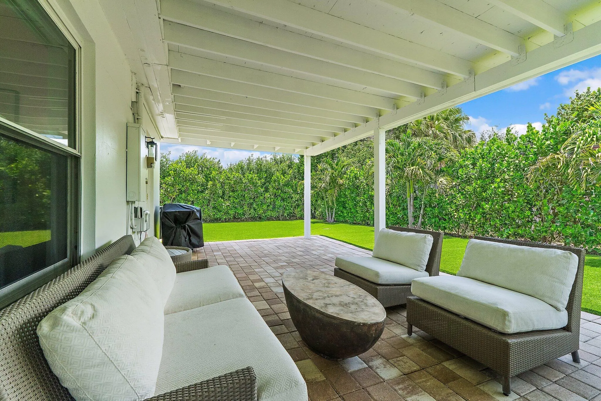 2449 Palm Road