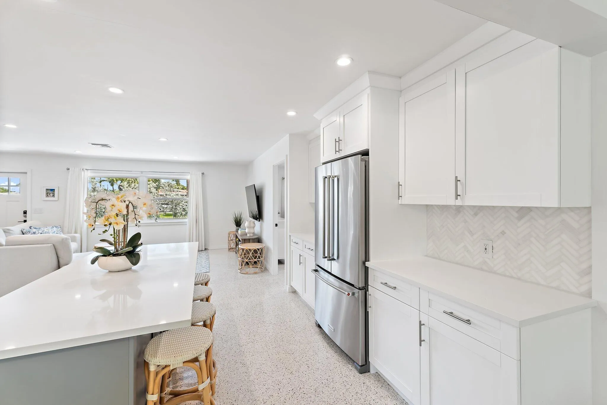 2449 Palm Road