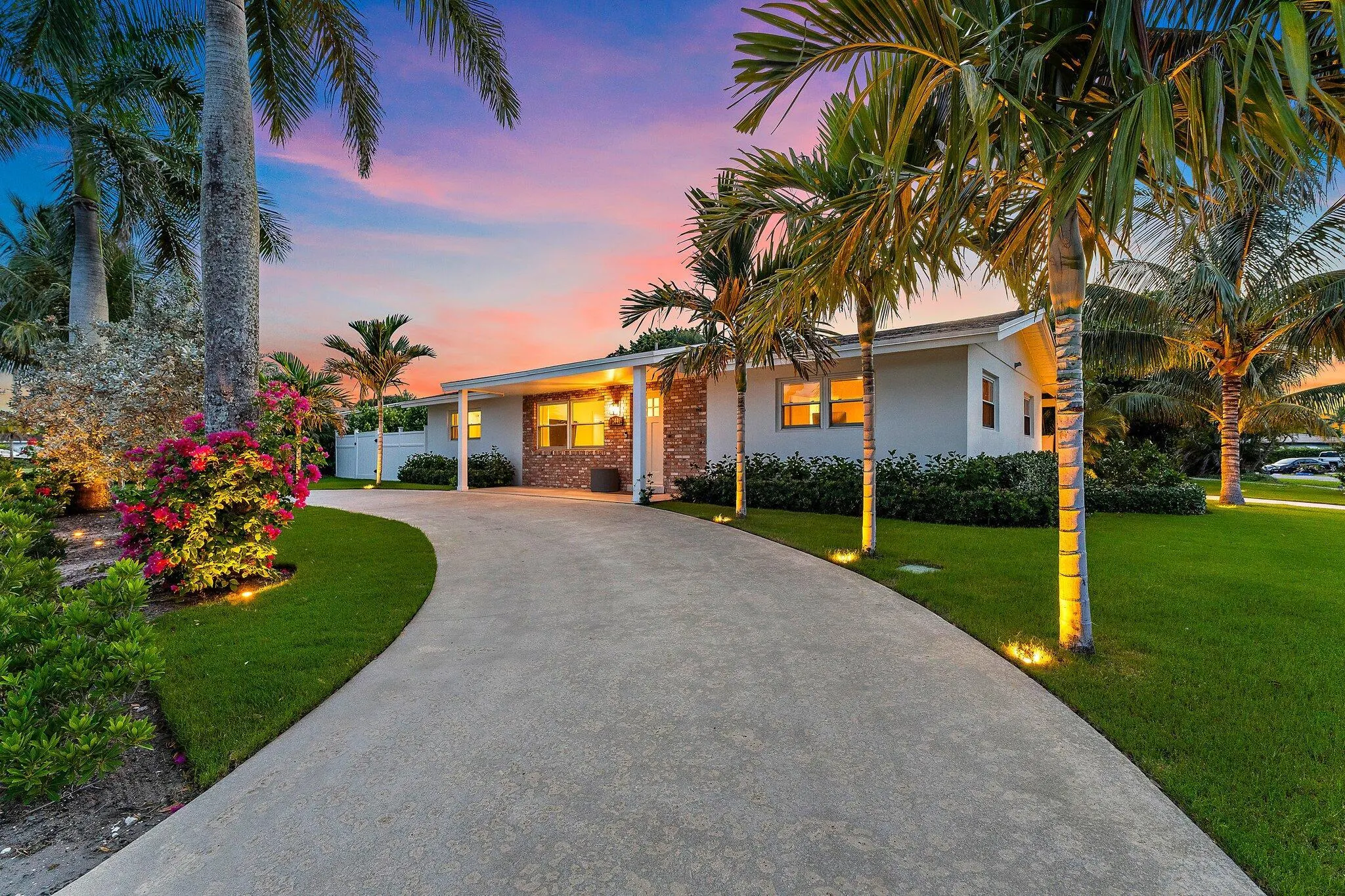 2449 Palm Road
