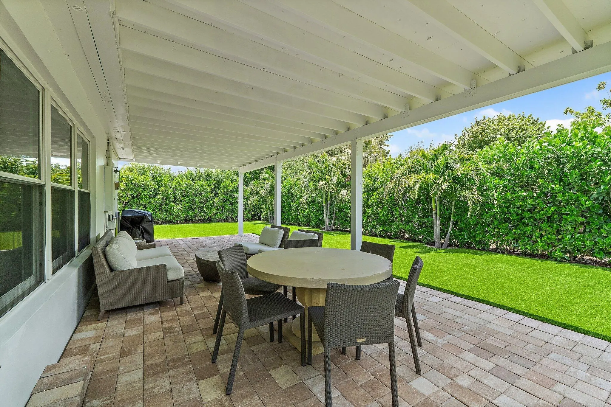2449 Palm Road