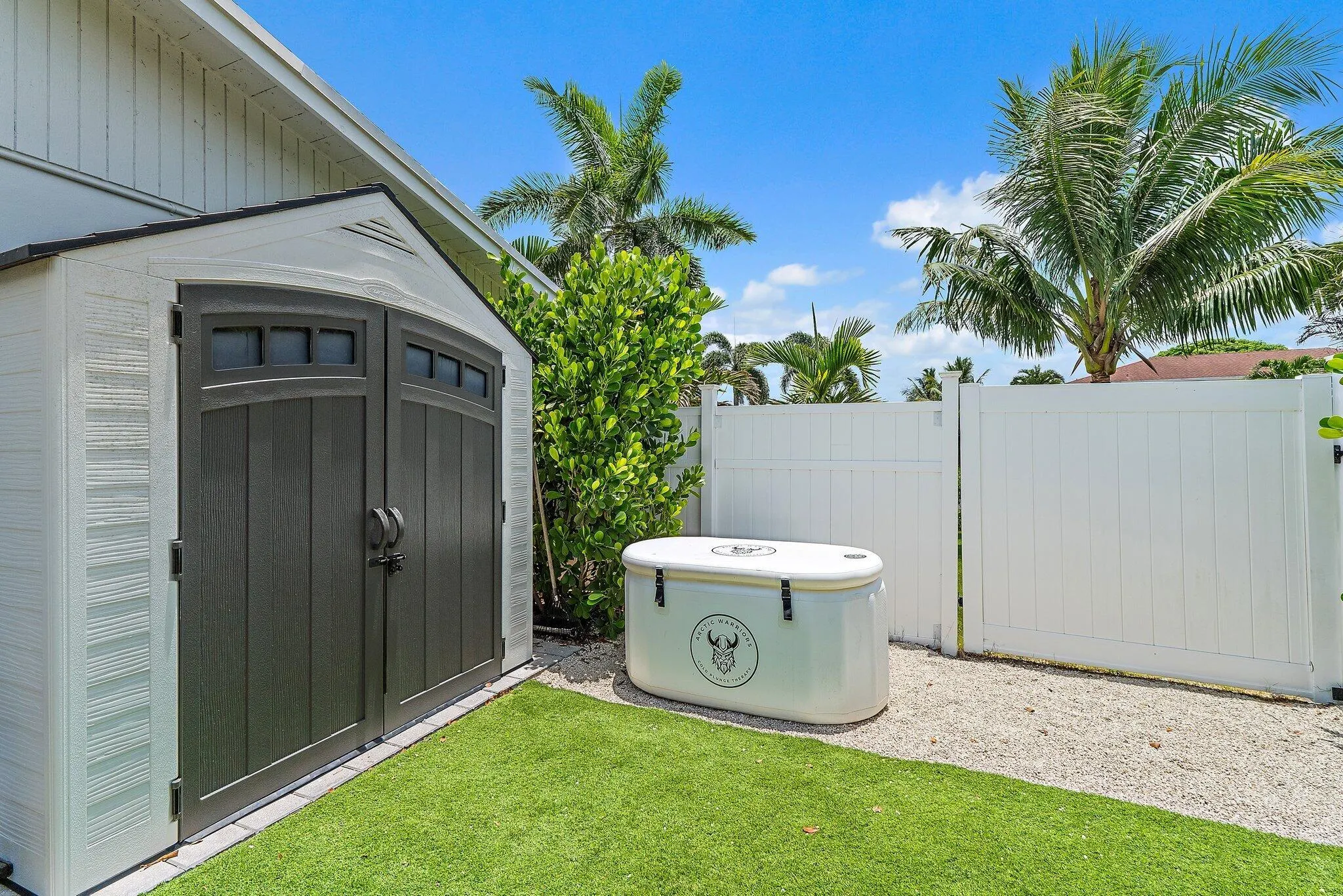 2449 Palm Road