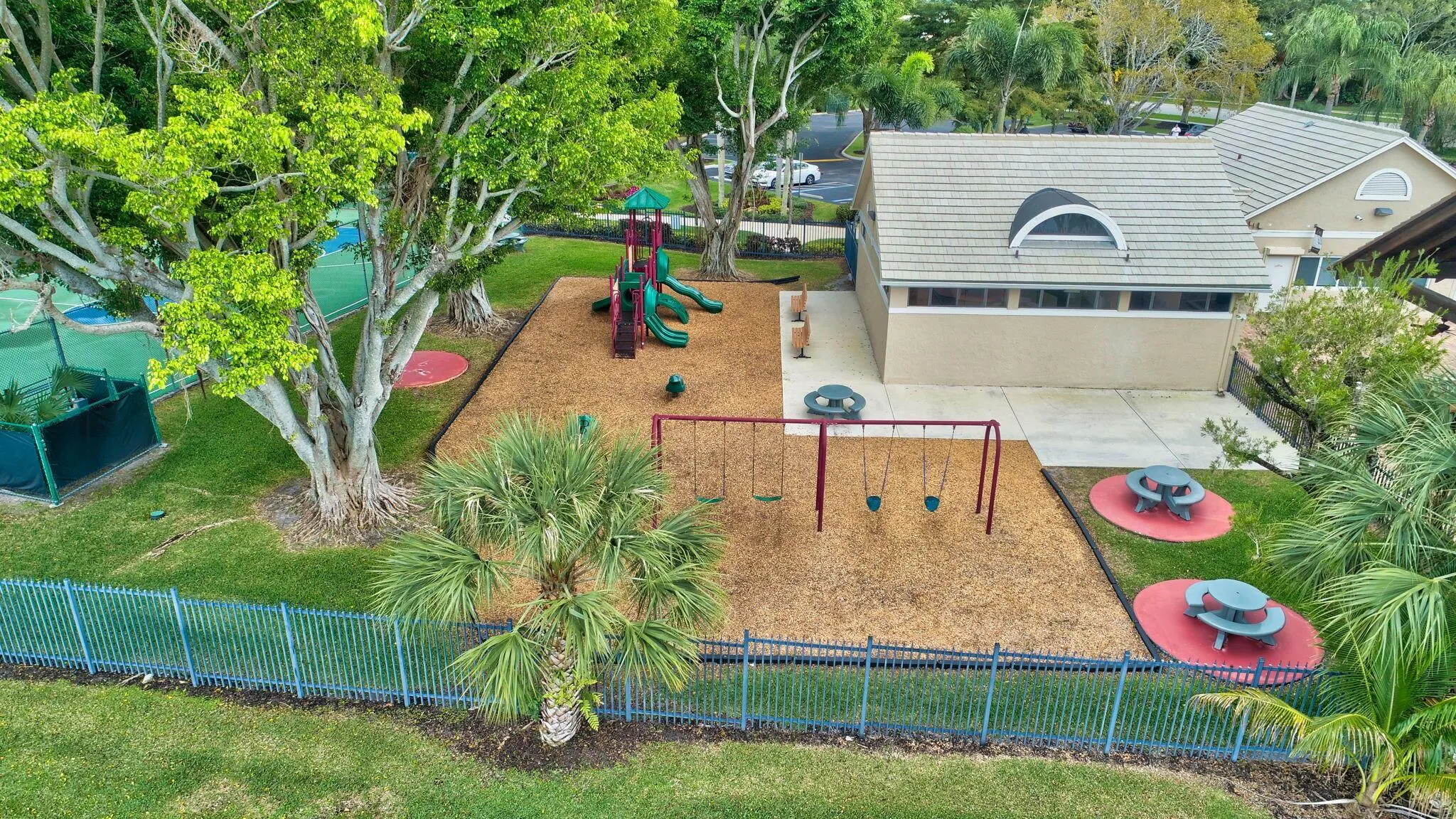 10798 Seacliff Circle