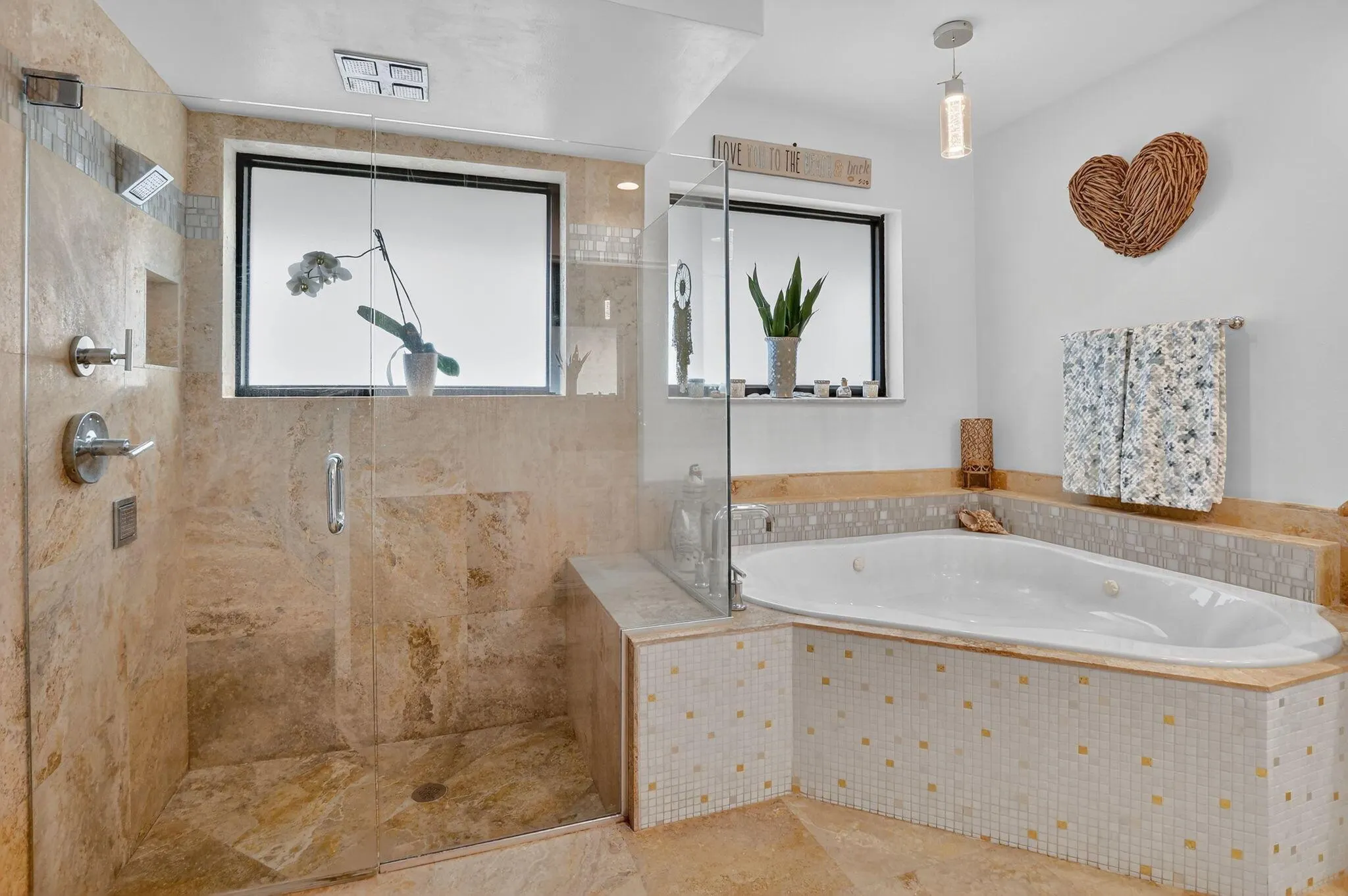 10798 Seacliff Circle