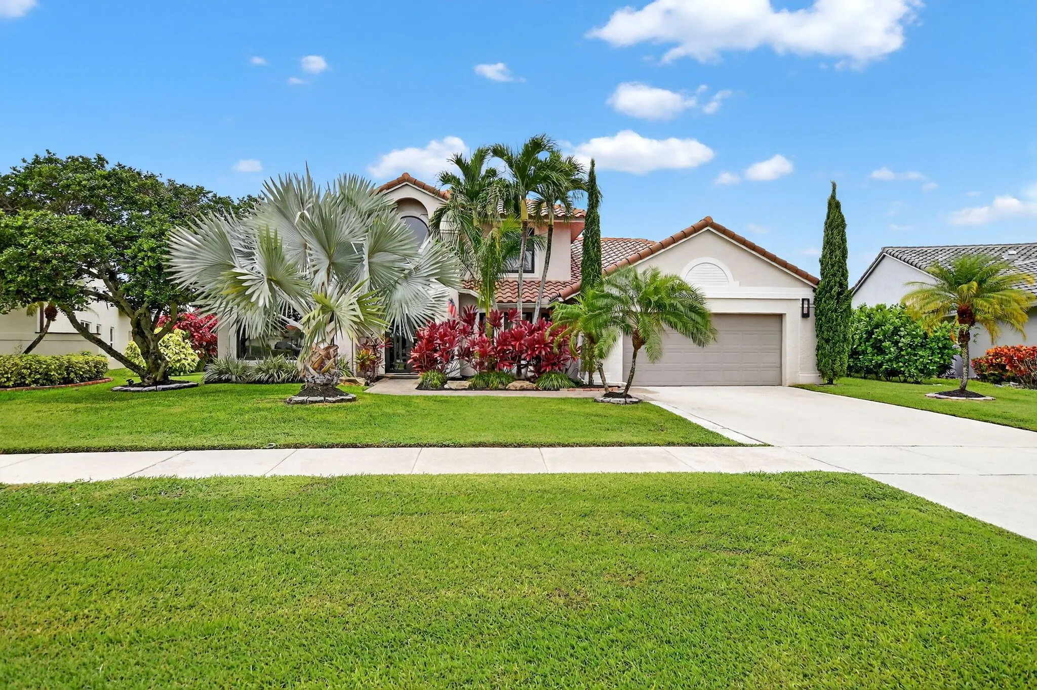 10798 Seacliff Circle