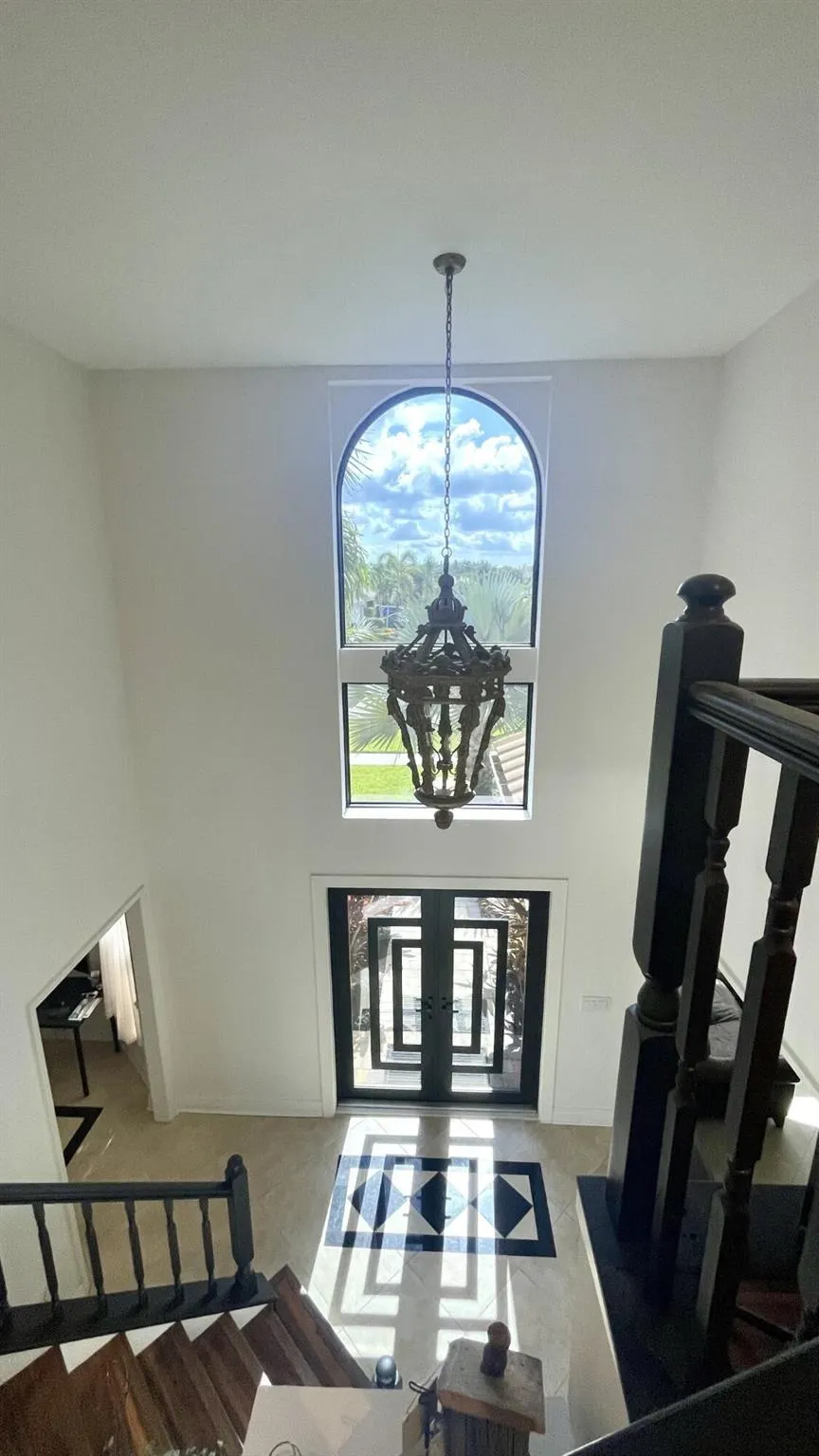 10798 Seacliff Circle