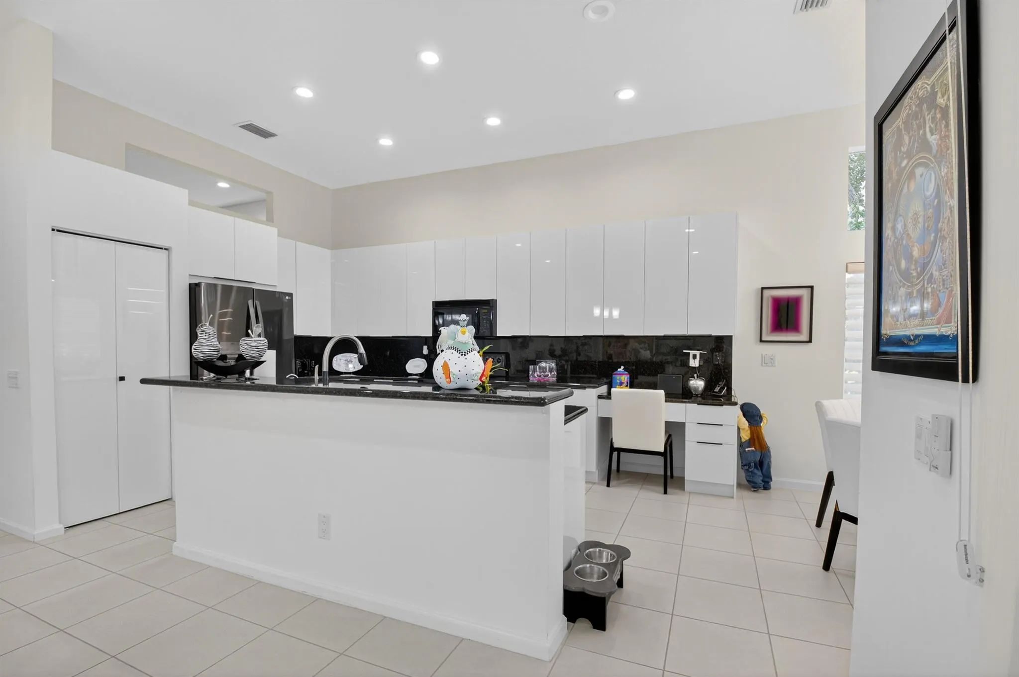 7236 Maple Ridge Trail