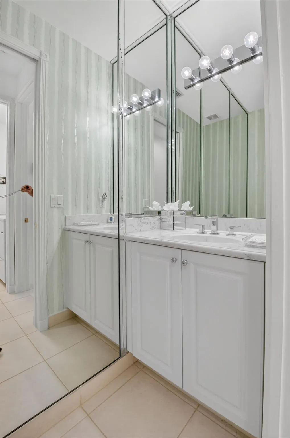 7236 Maple Ridge Trail