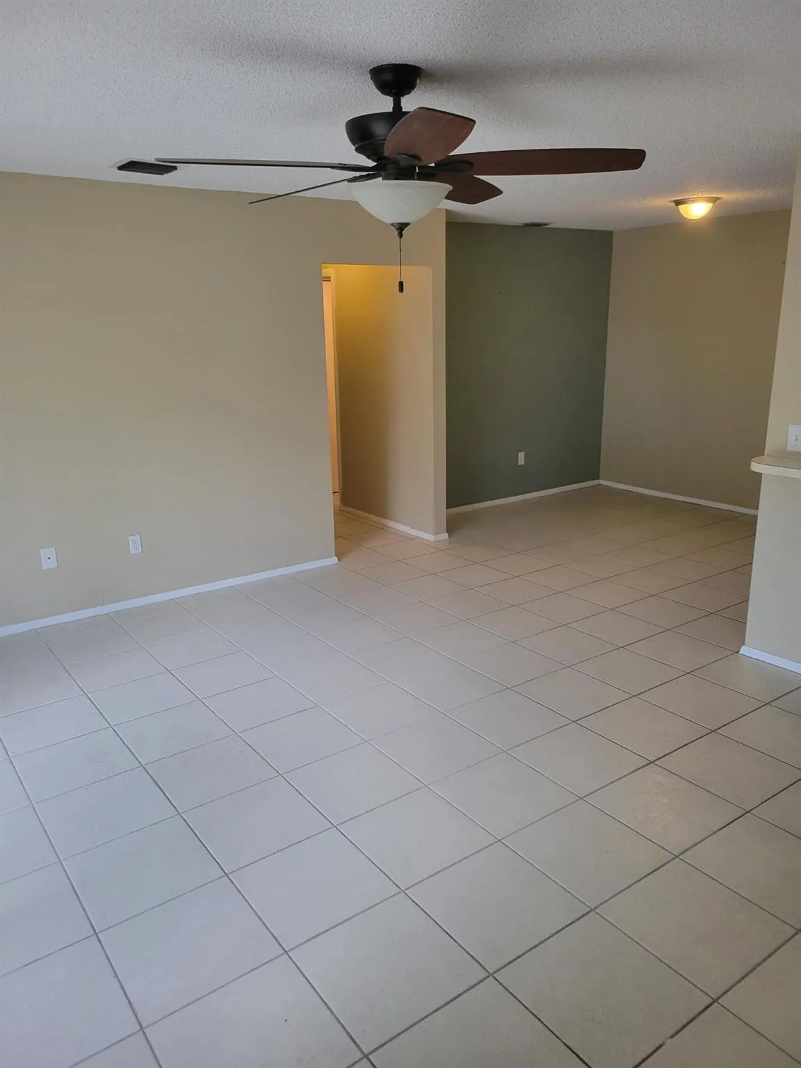 3904 NW Cinnamon Tree Circle