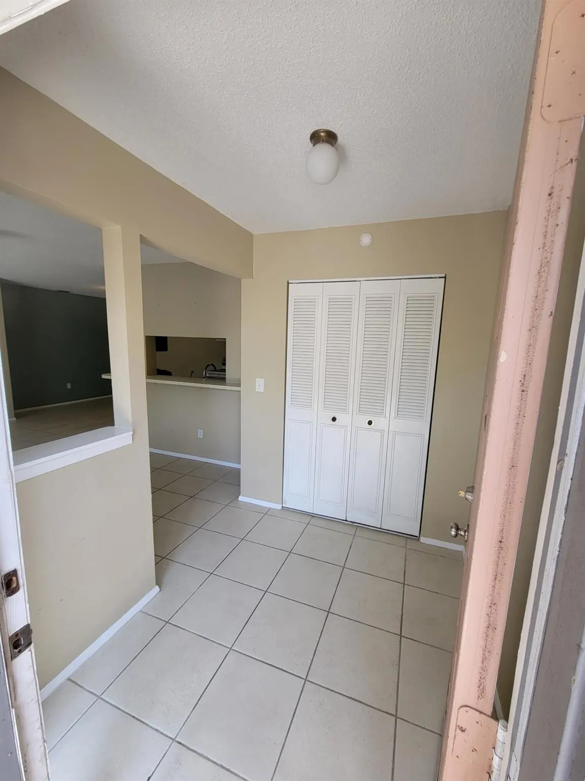 3904 NW Cinnamon Tree Circle