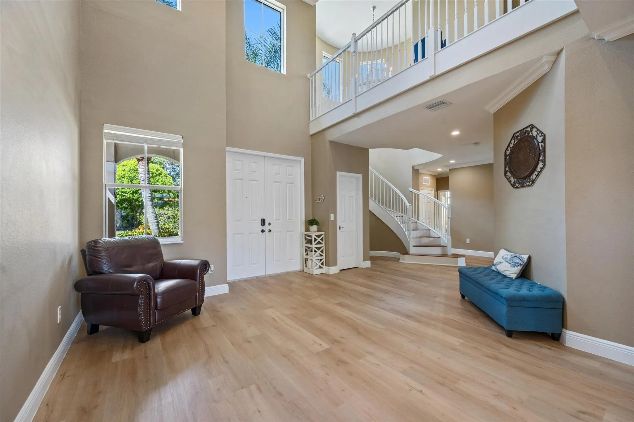 10638 Old Hammock Way