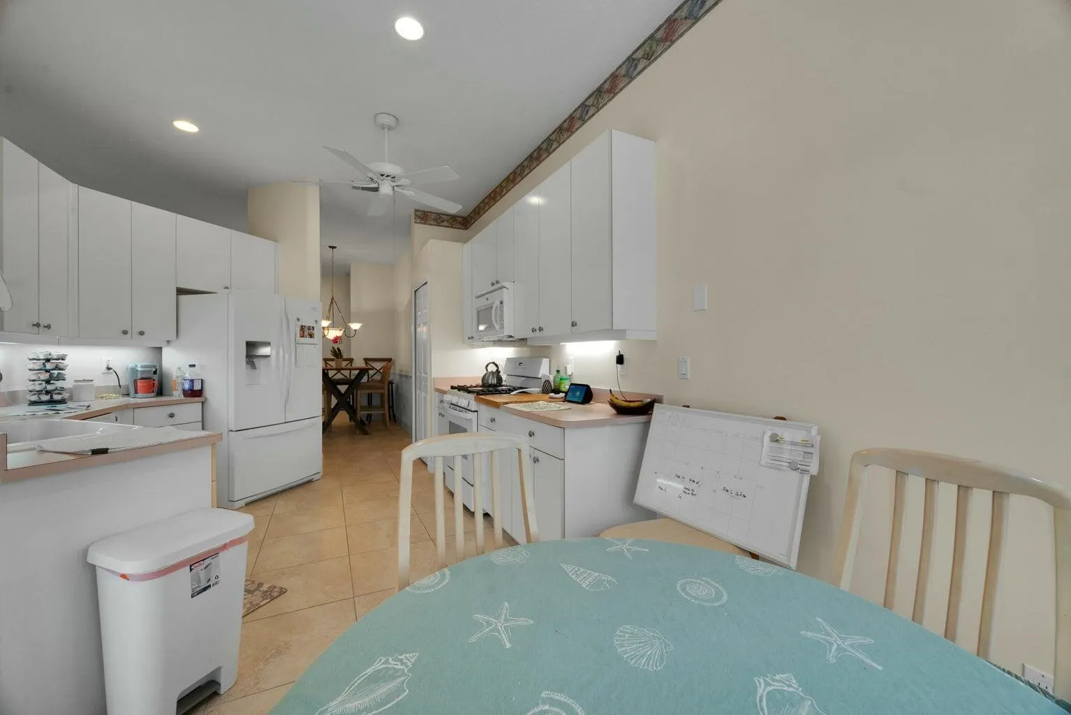 422 SW Horseshoe Bay