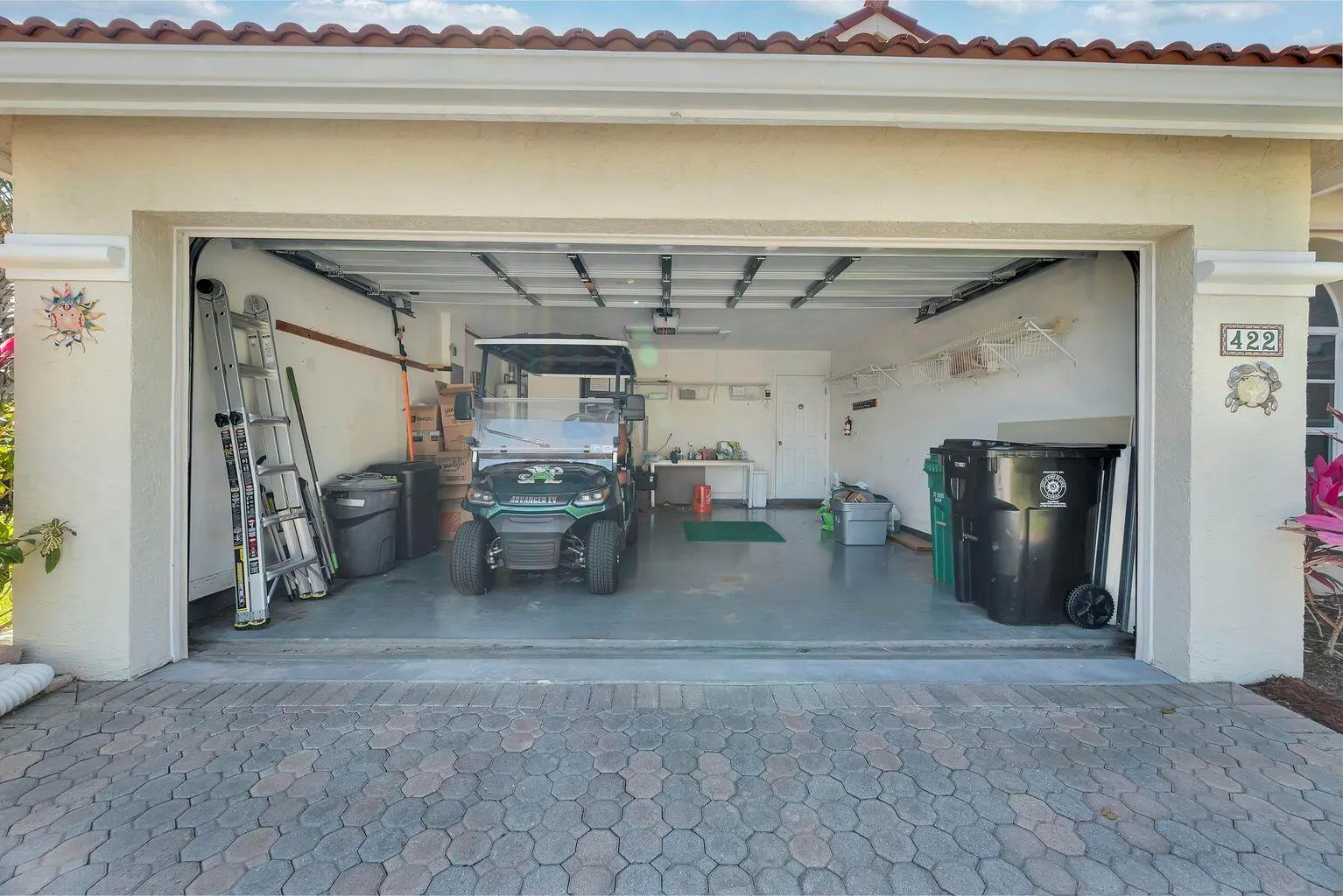 422 SW Horseshoe Bay