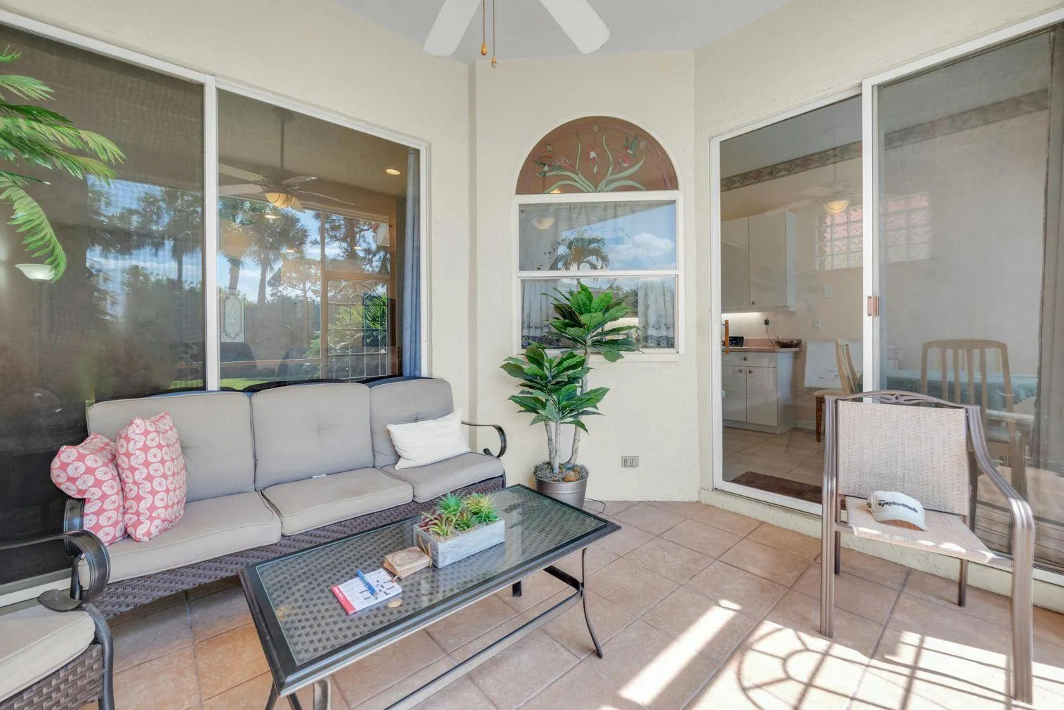 422 SW Horseshoe Bay