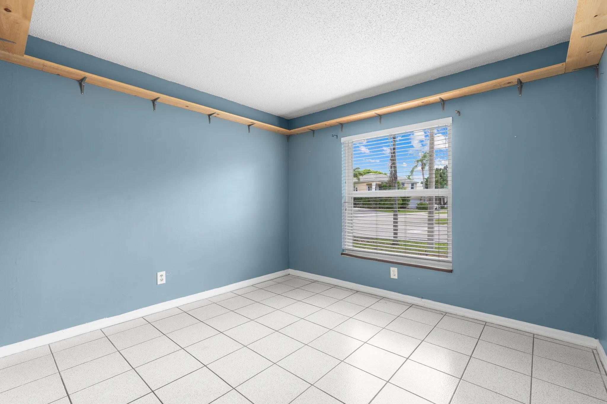 5380 NW 52nd Street