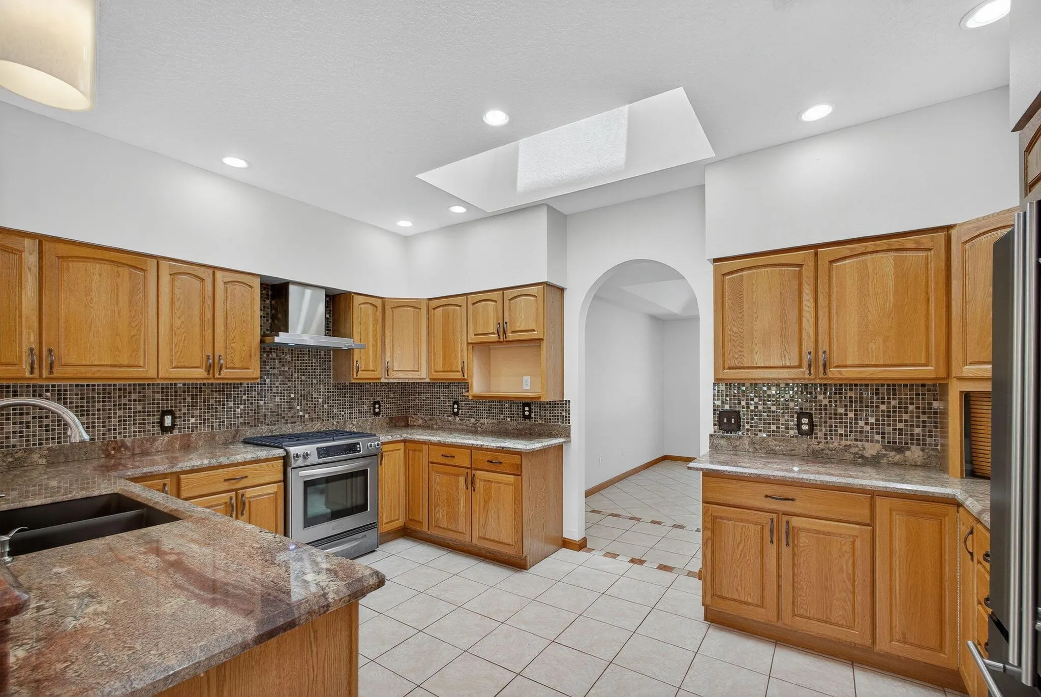 4881 SW Lake Grove Circle