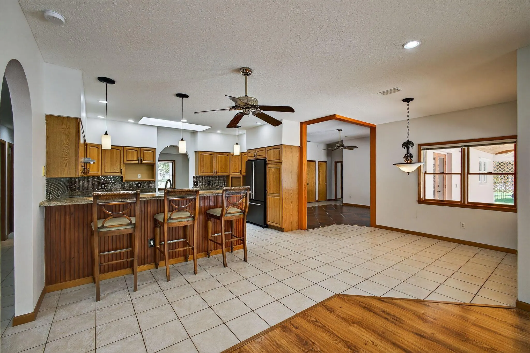 4881 SW Lake Grove Circle