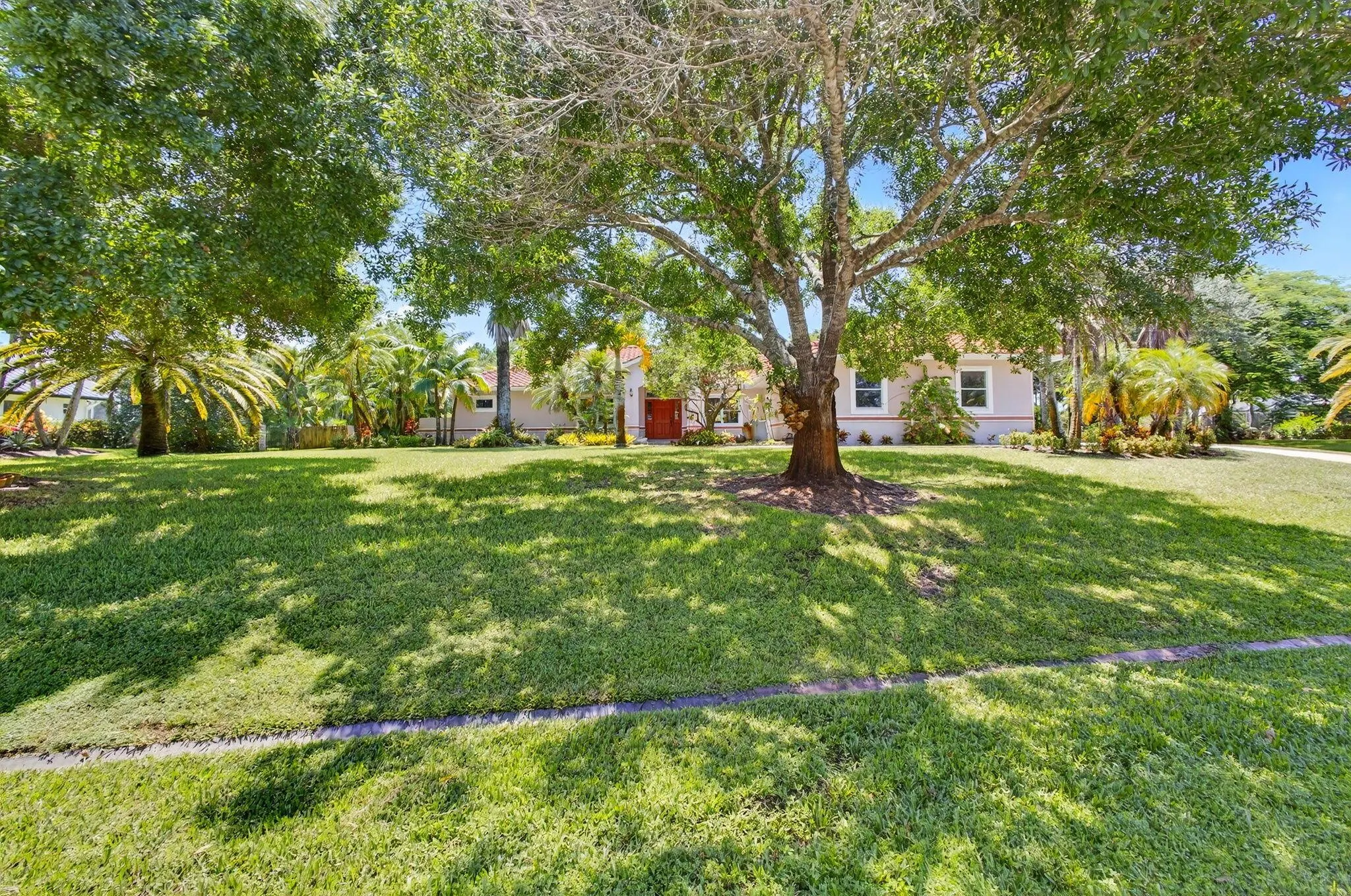 4881 SW Lake Grove Circle