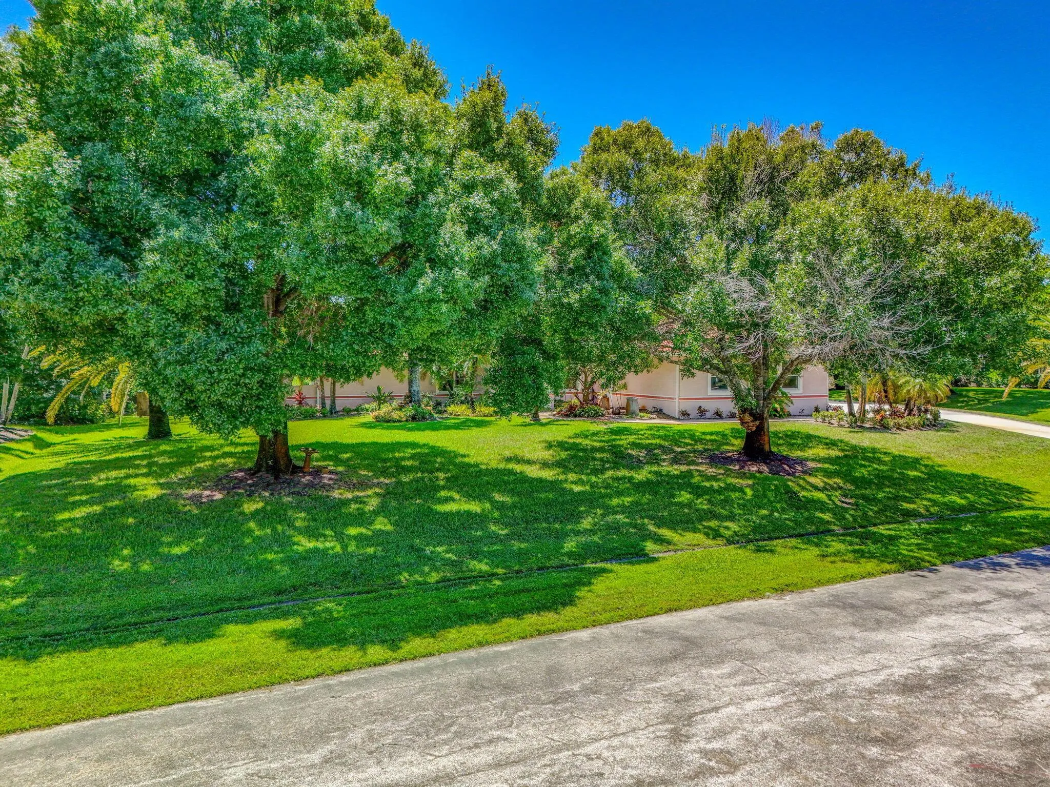 4881 SW Lake Grove Circle