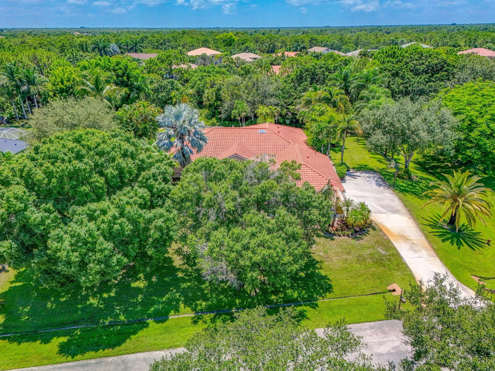 4881 SW Lake Grove Circle