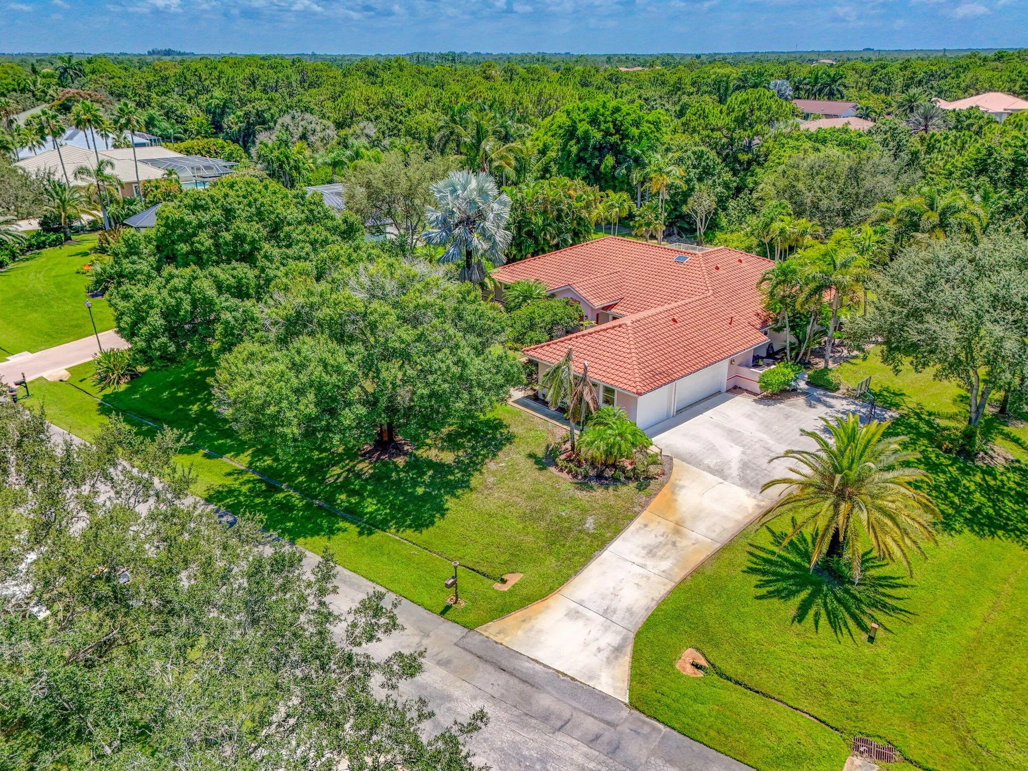 4881 SW Lake Grove Circle