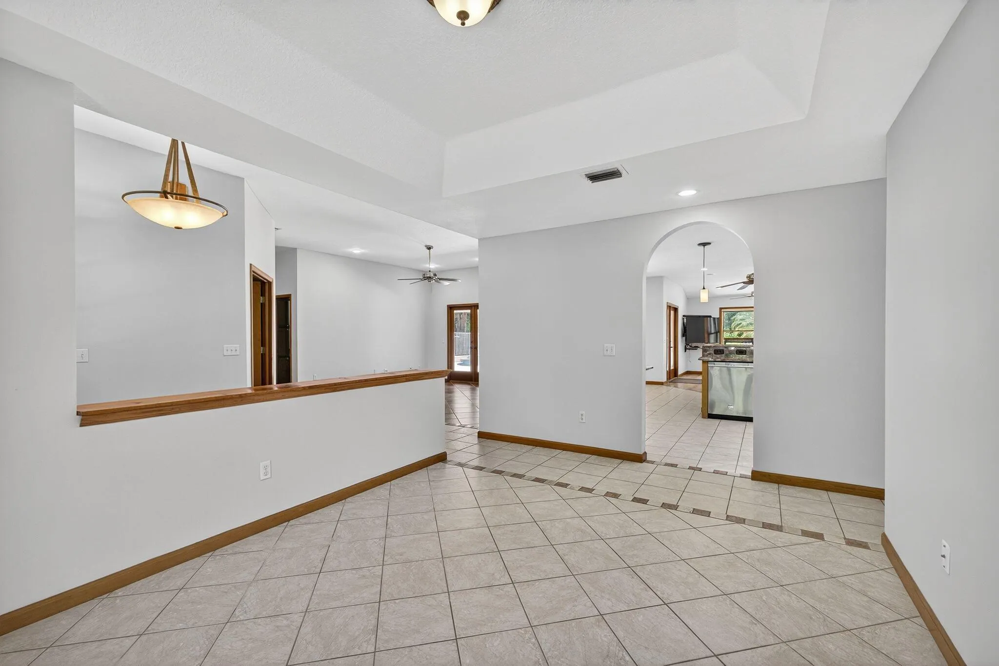 4881 SW Lake Grove Circle
