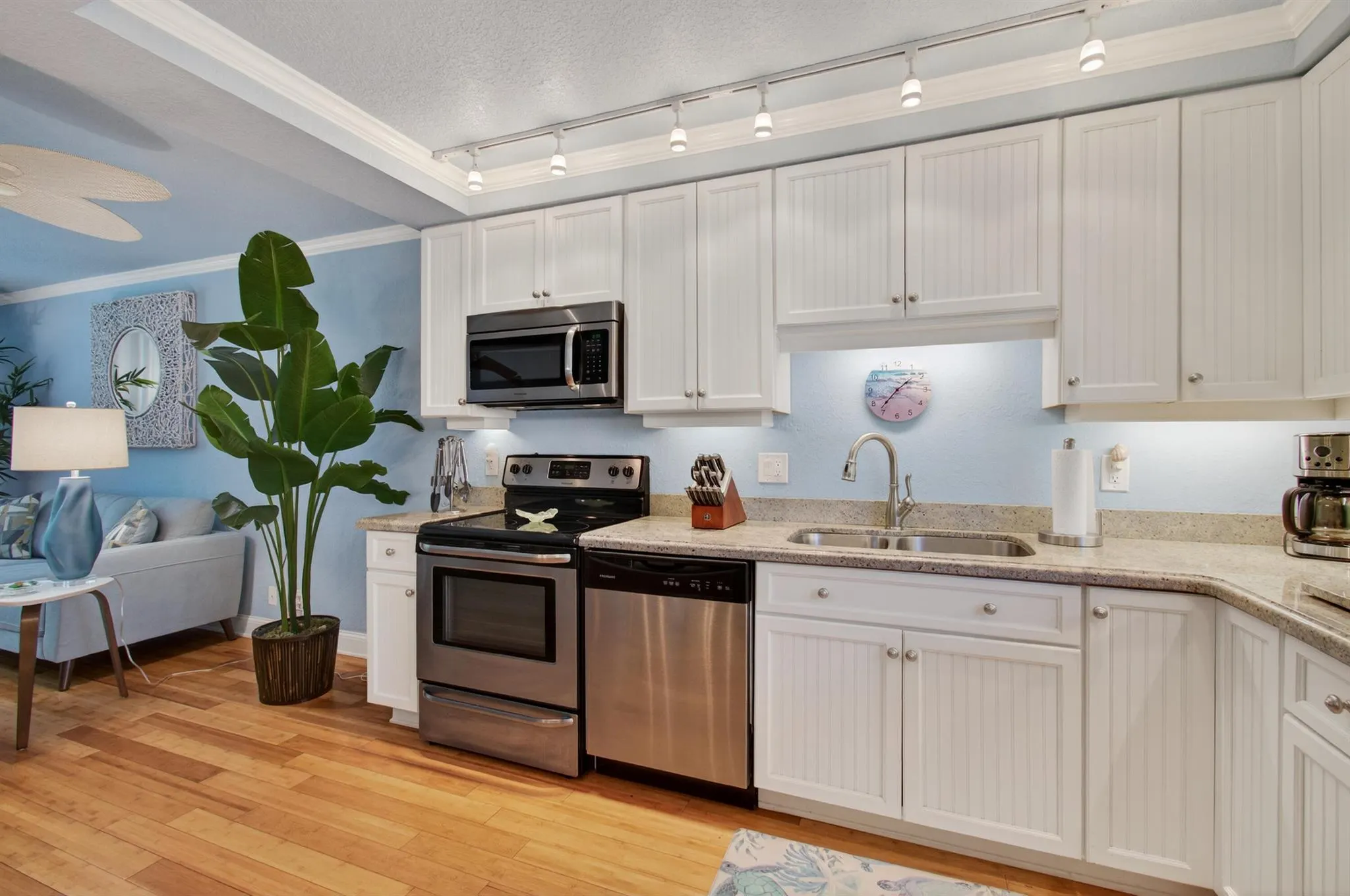 5250 Las Verdes Circle, #313