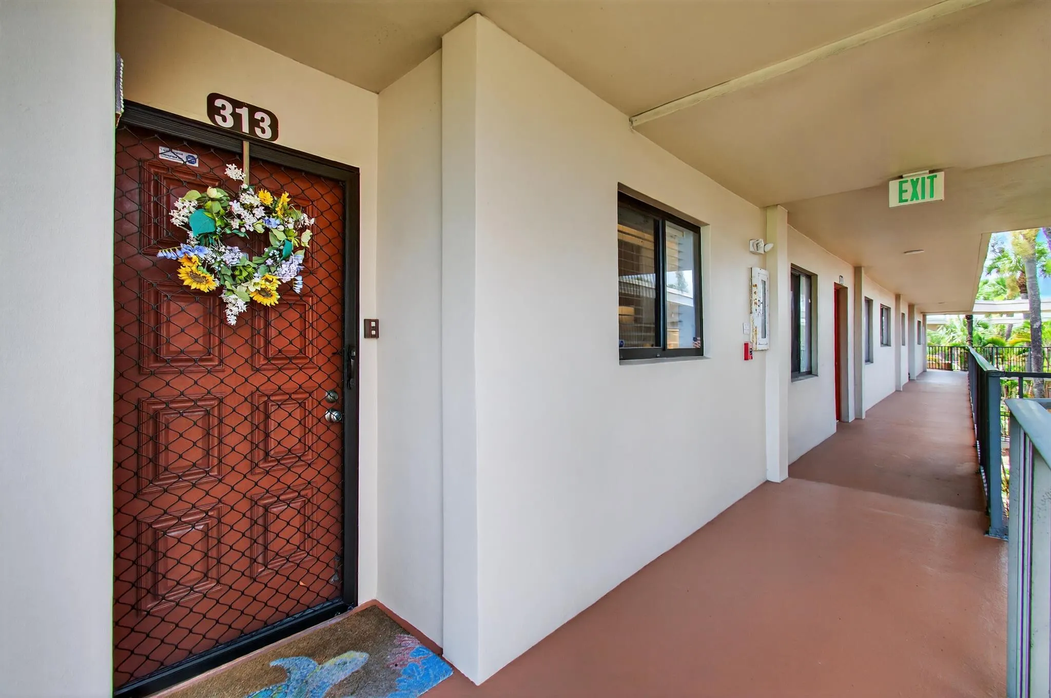 5250 Las Verdes Circle, #313