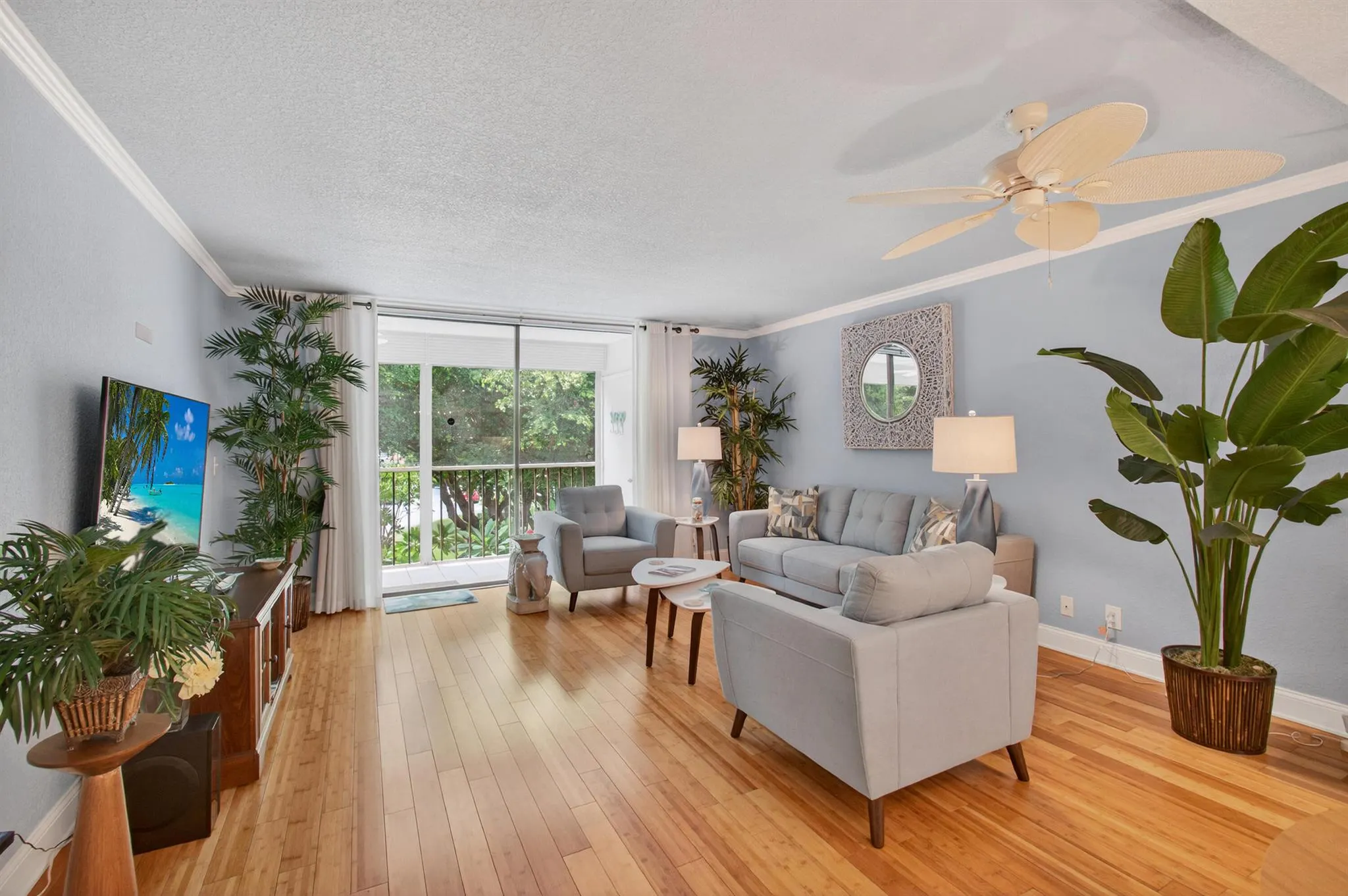 5250 Las Verdes Circle, #313