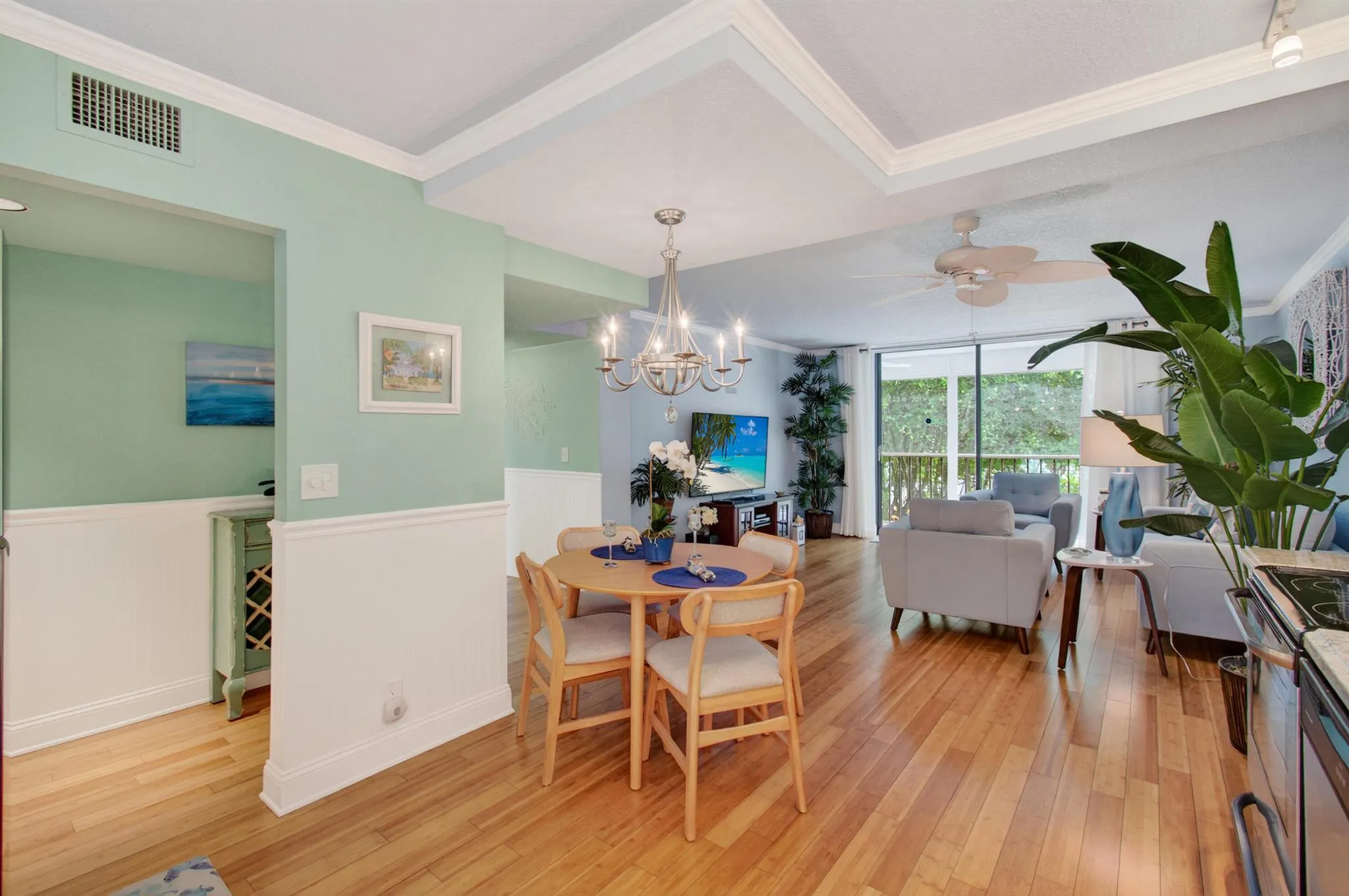 5250 Las Verdes Circle, #313