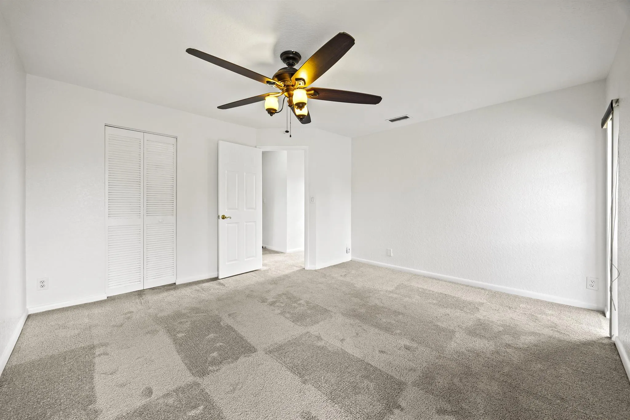 9713 N New River Canal Road, #304