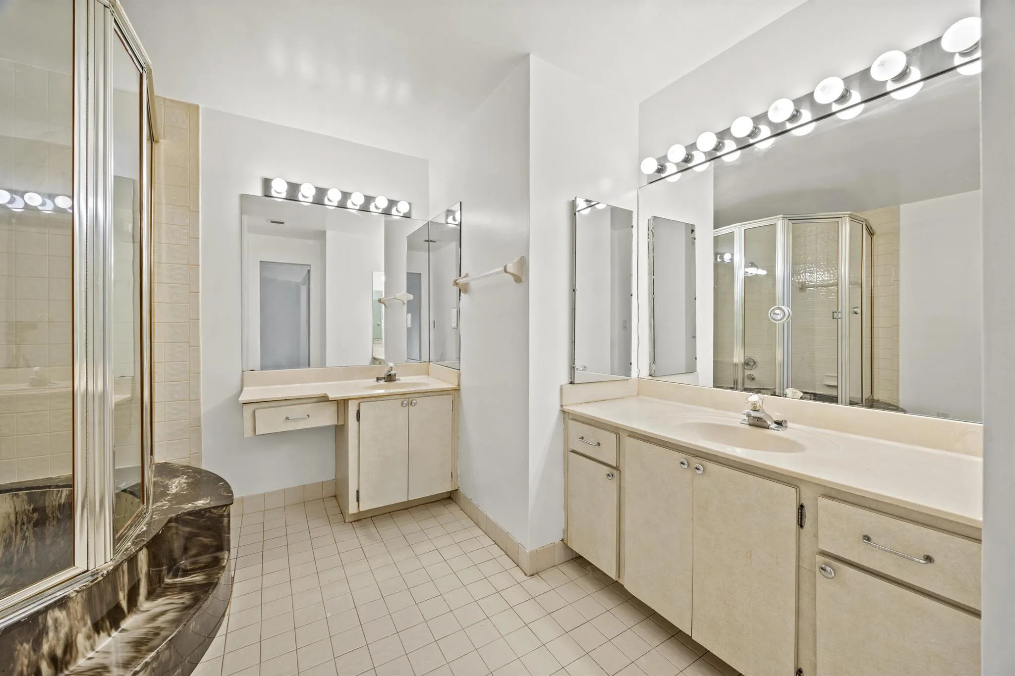 9713 N New River Canal Road, #304
