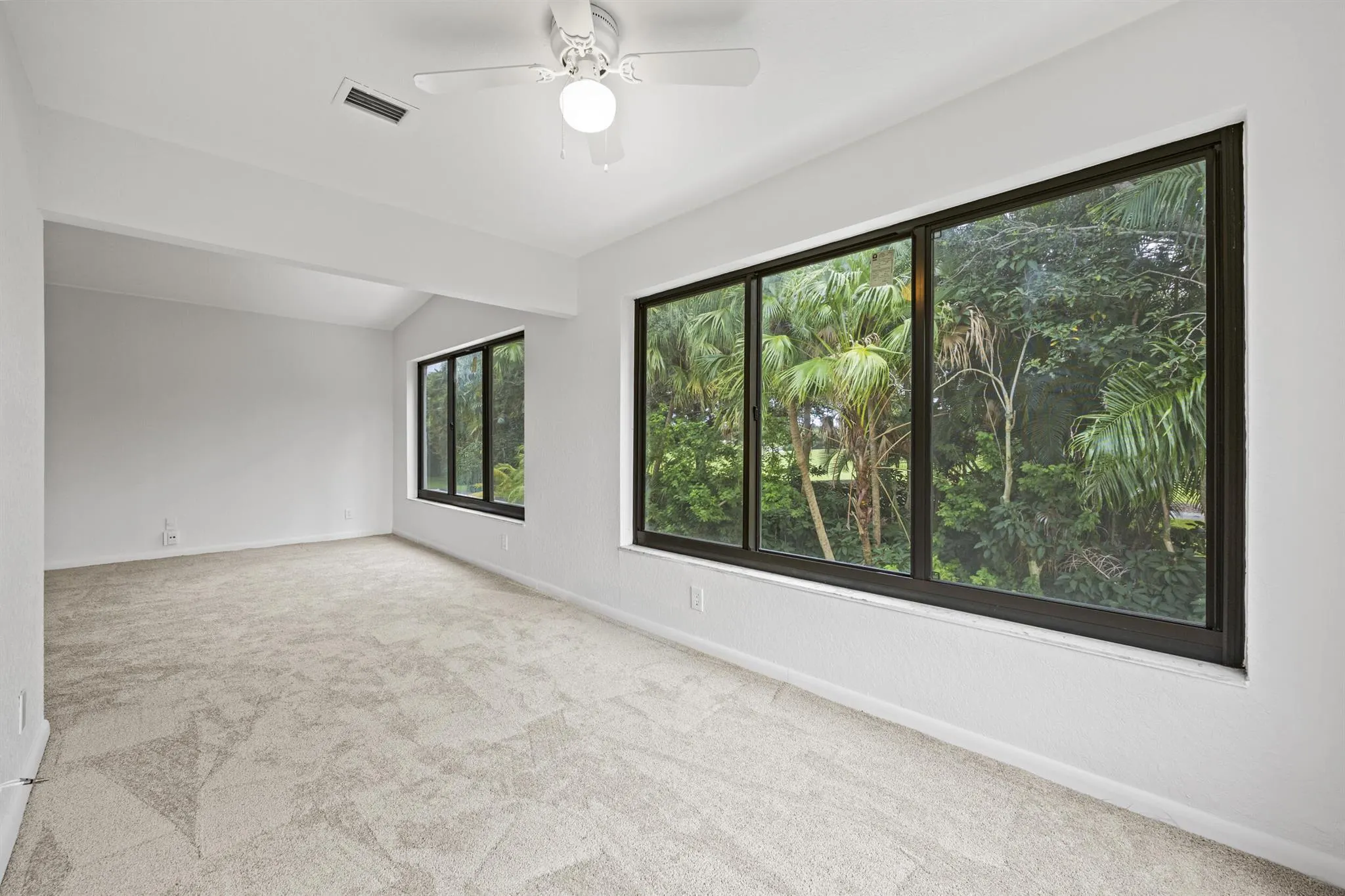9713 N New River Canal Road, #304