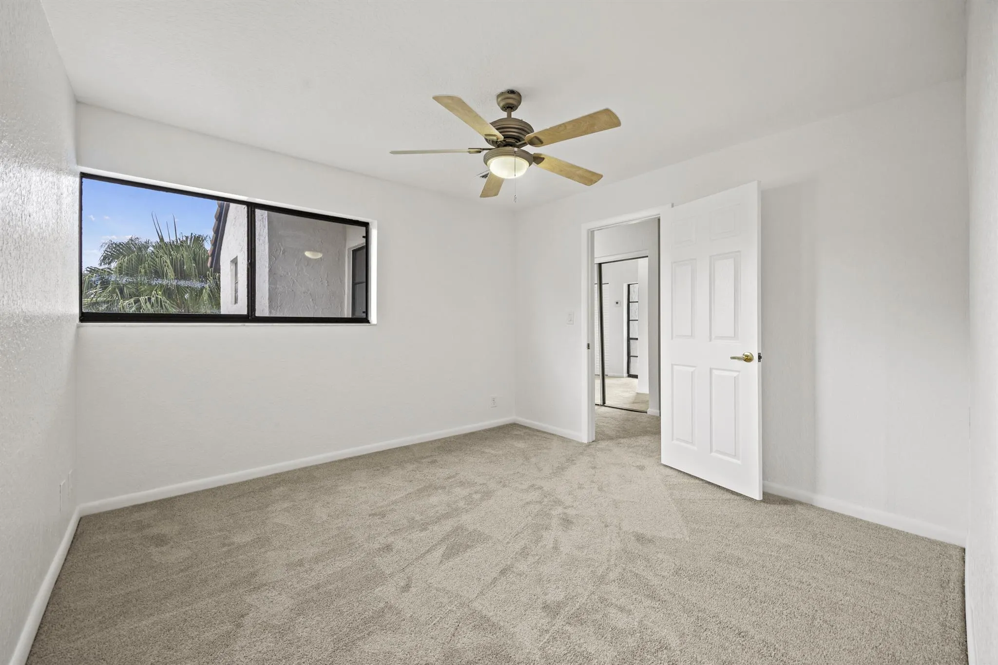 9713 N New River Canal Road, #304